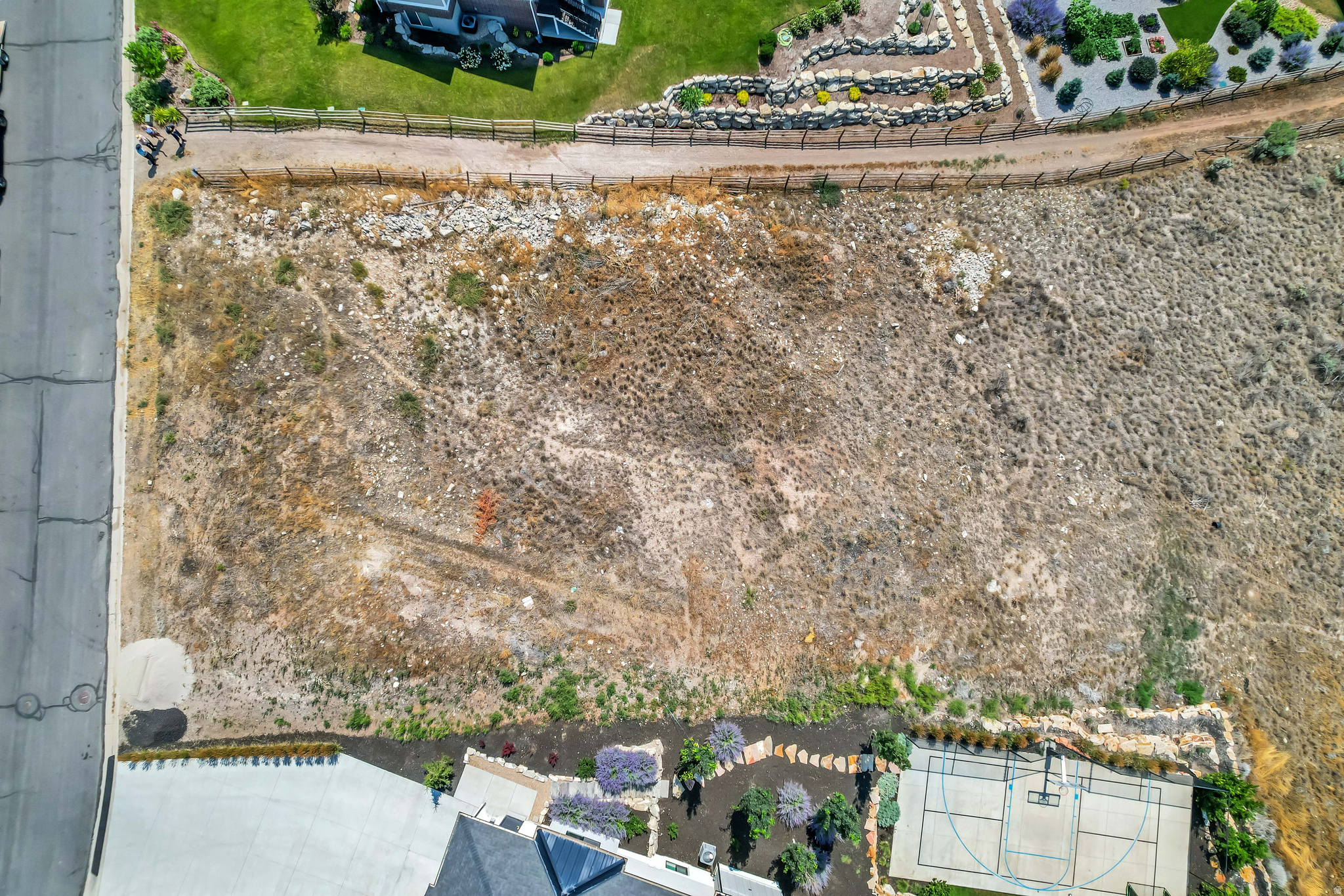 main property photo 18