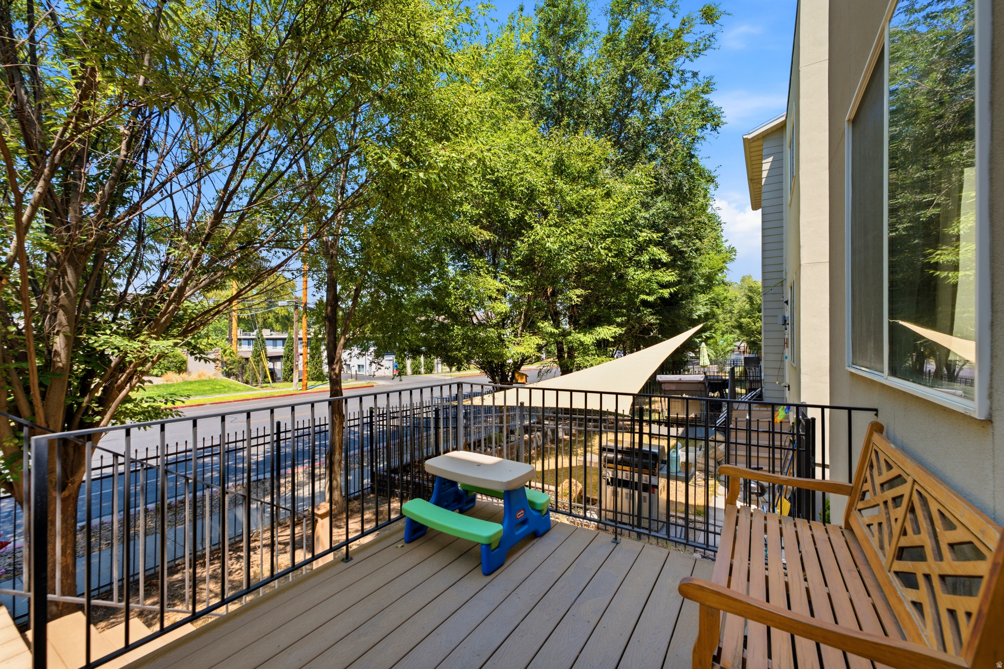 main property photo 39