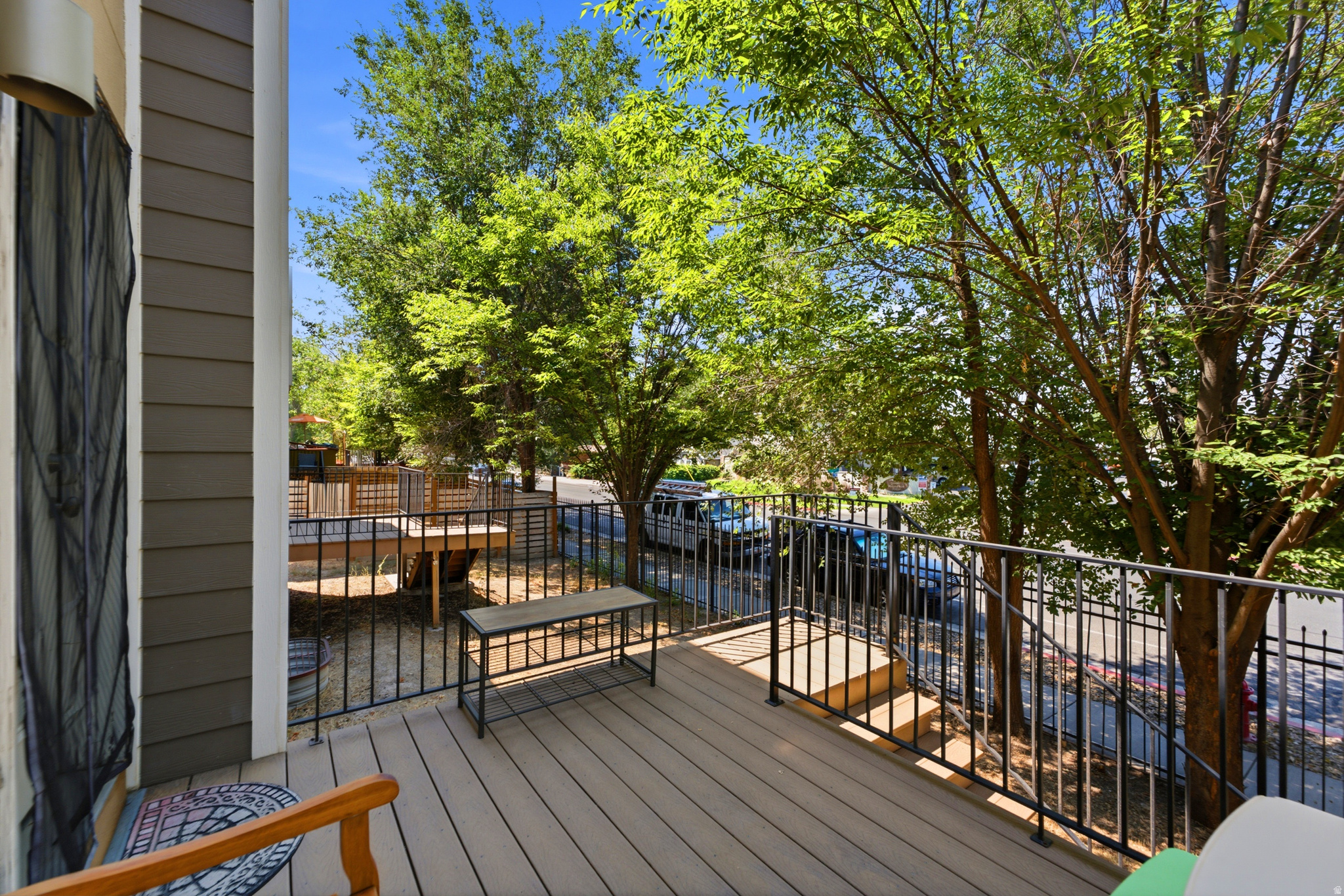 main property photo 41