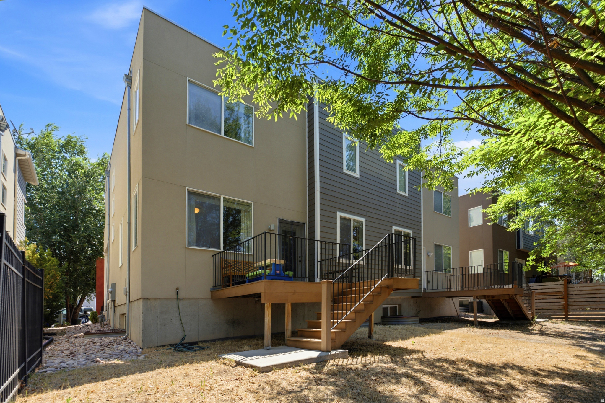 main property photo 42