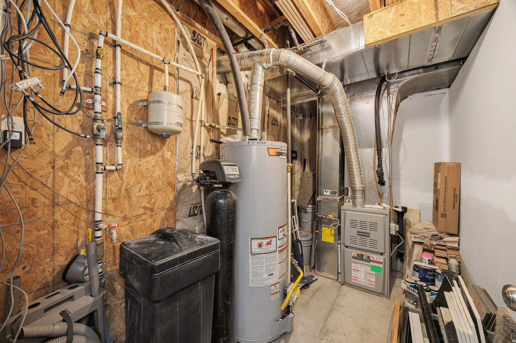 main property photo 44