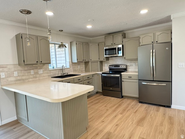 main property photo 16