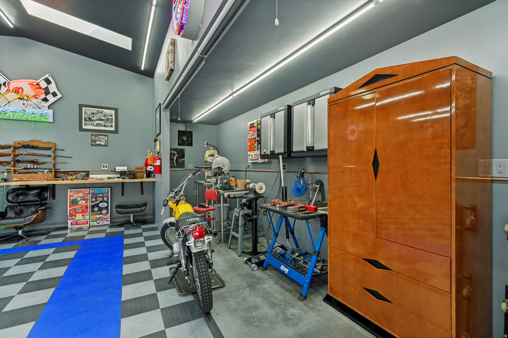 main property photo 7