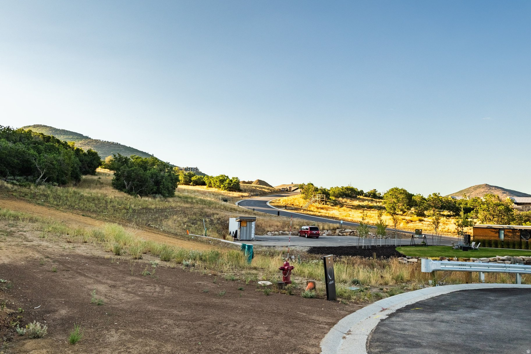 main property photo 16