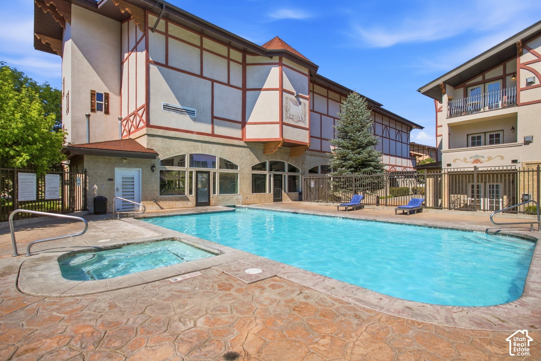 main property photo 41