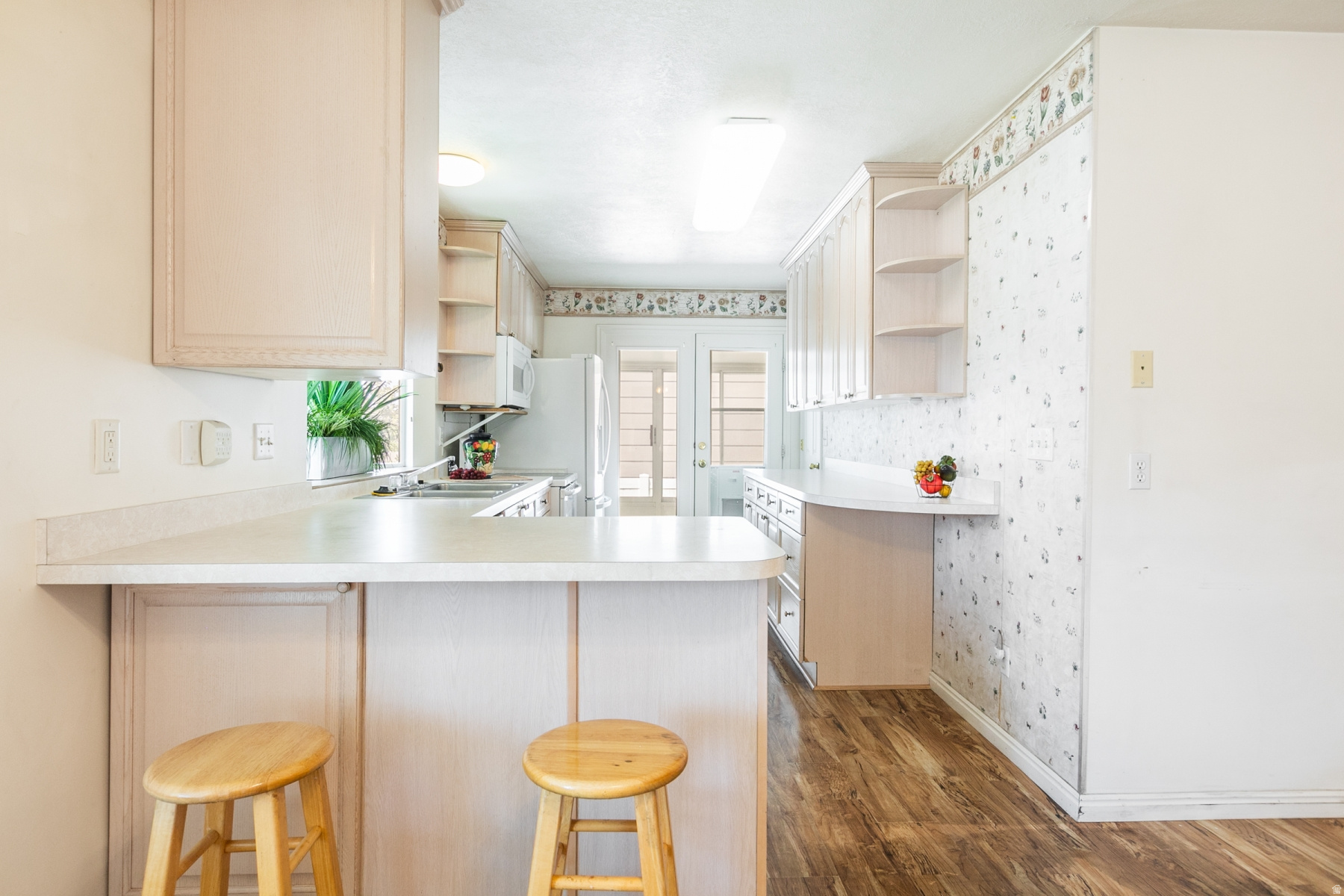 main property photo 6