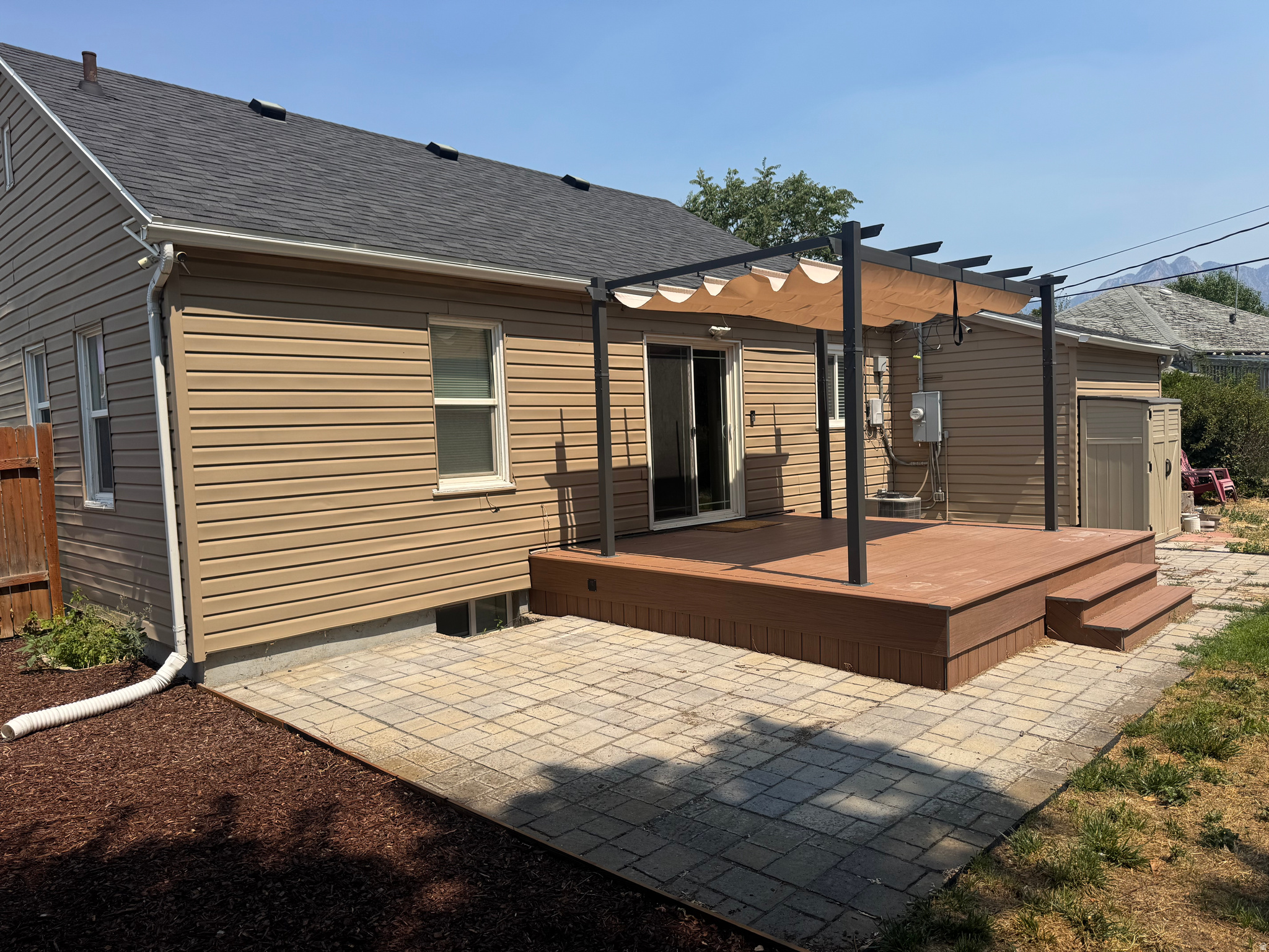 main property photo 20