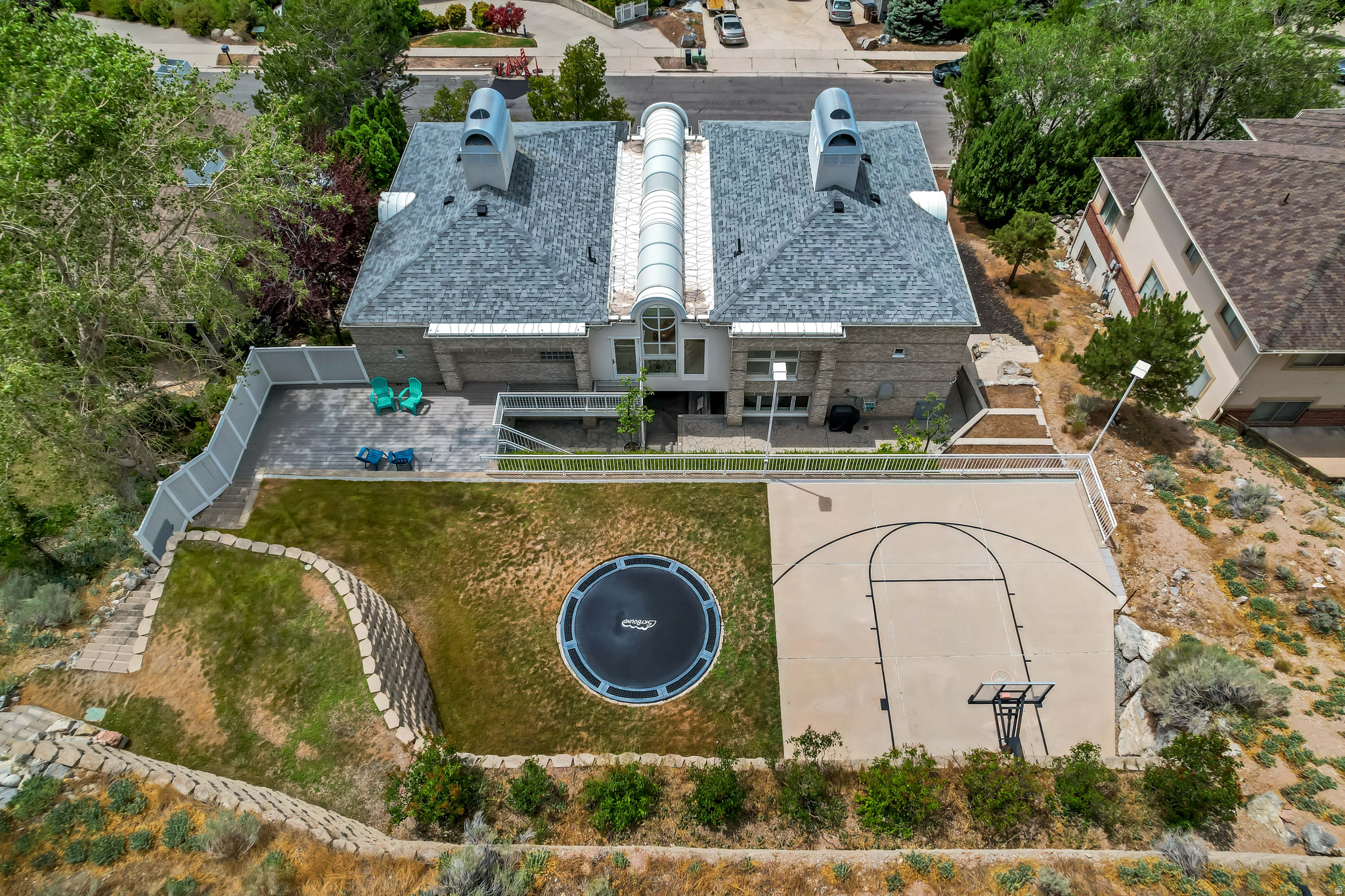 main property photo 49