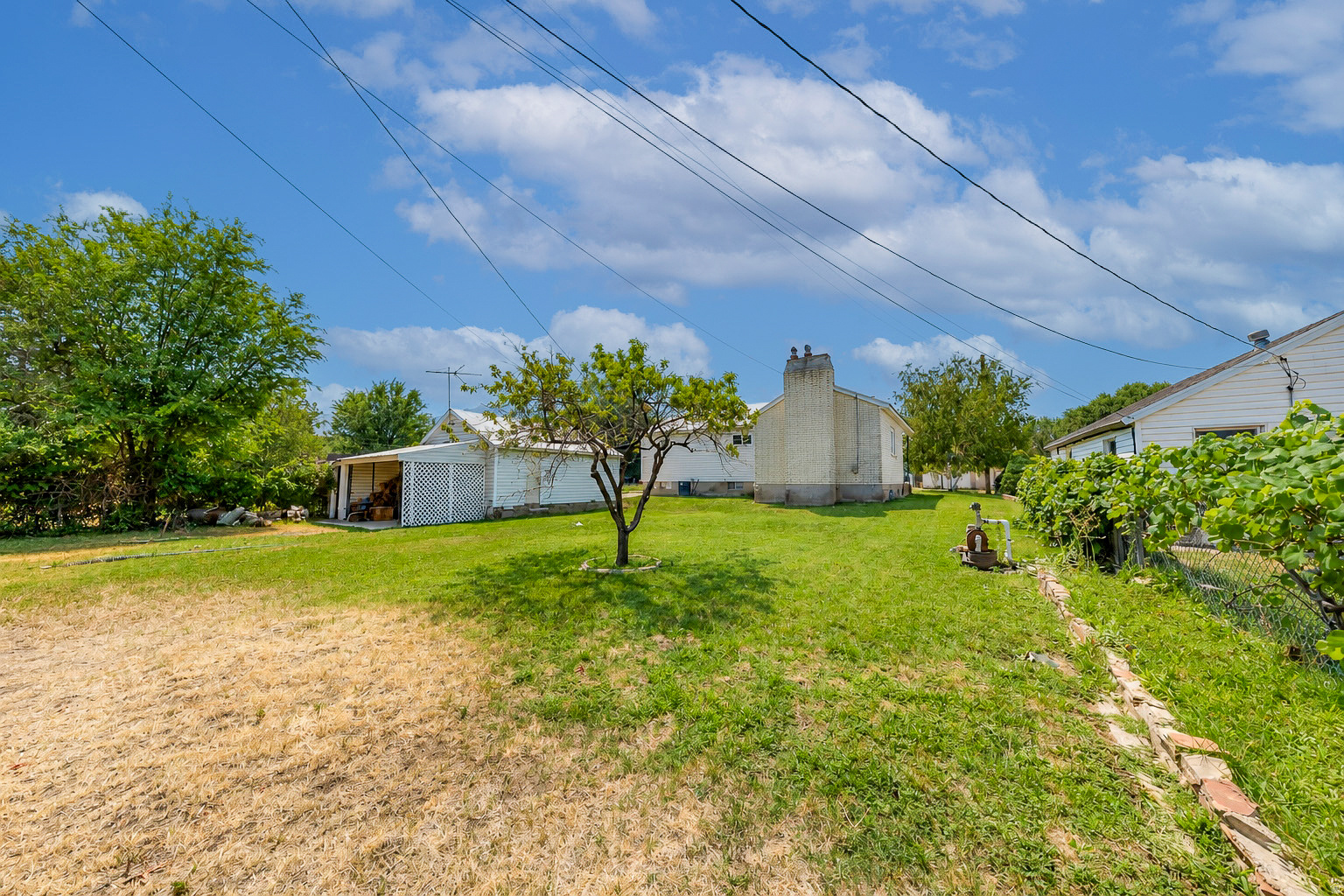 main property photo 27