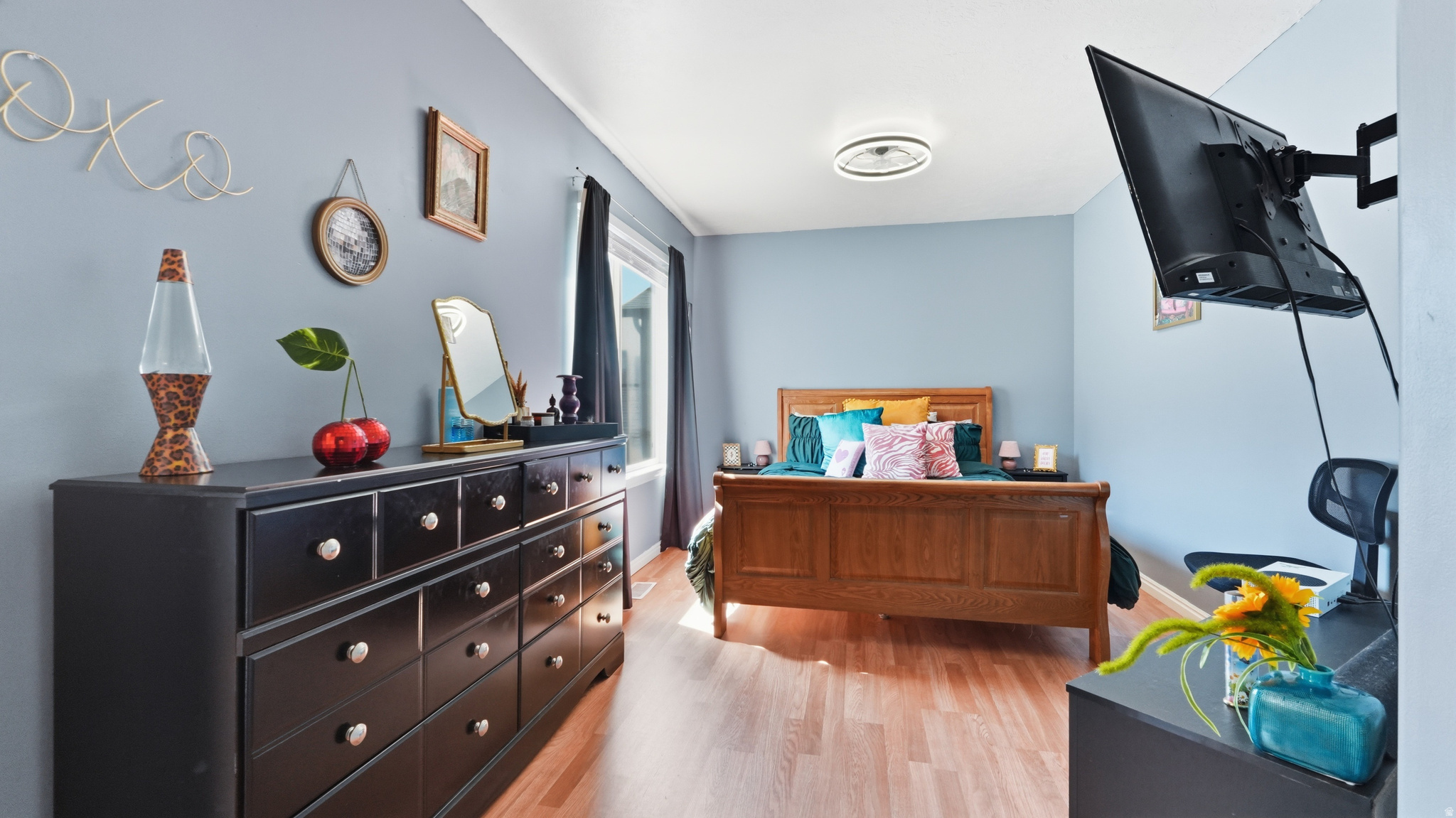 main property photo 22