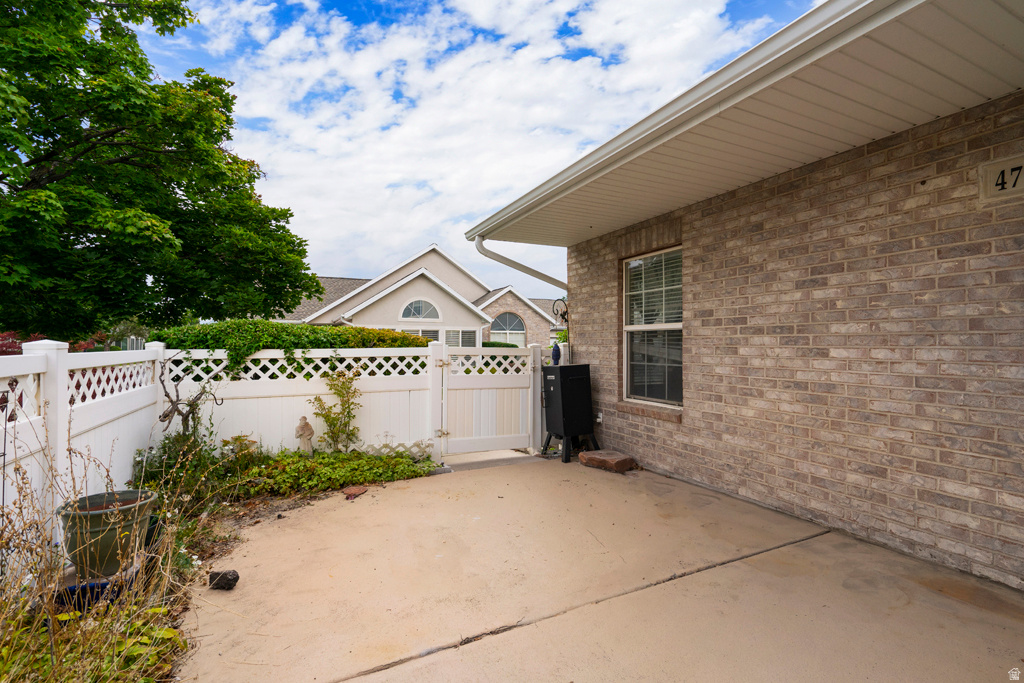 main property photo 20