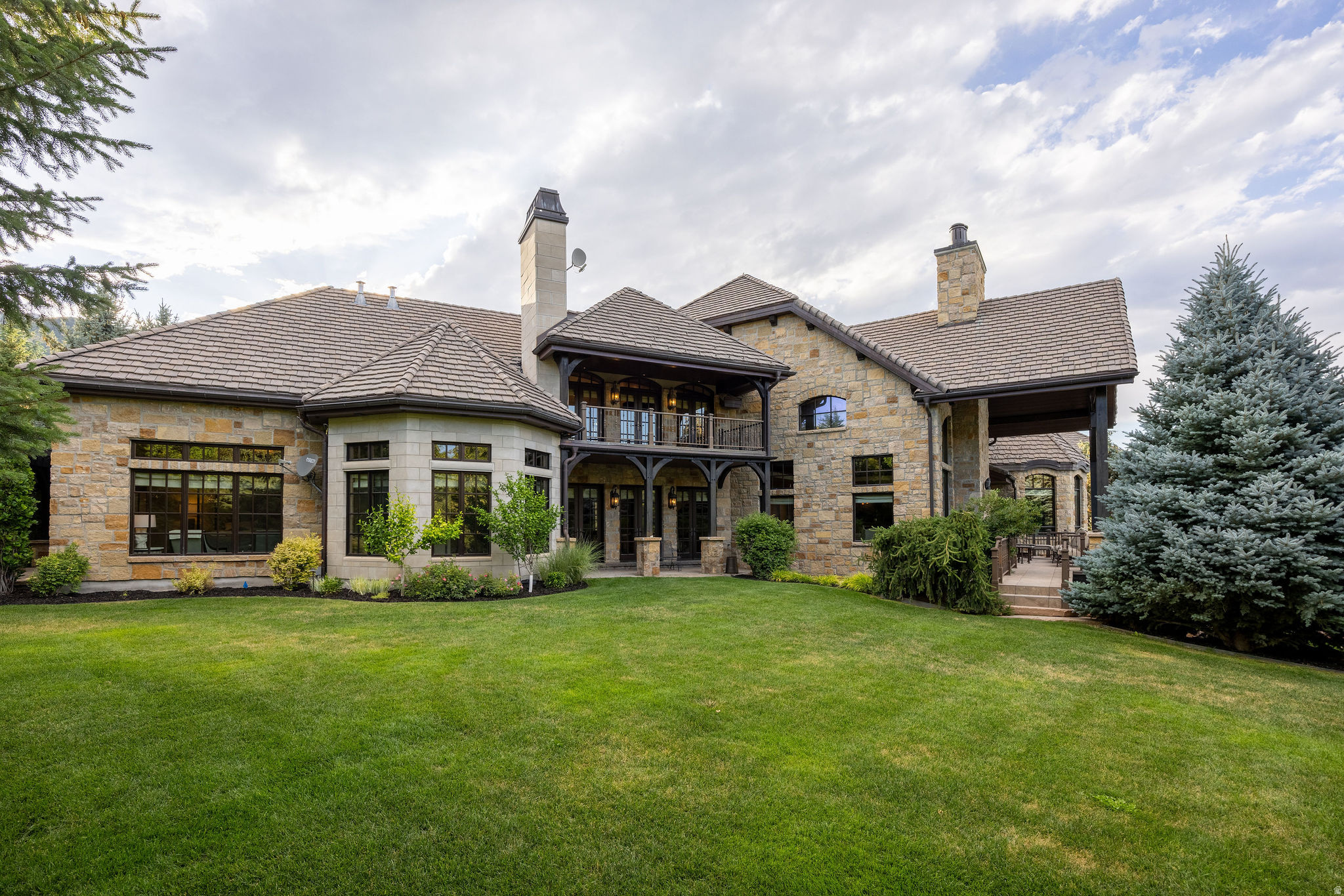 main property photo 119
