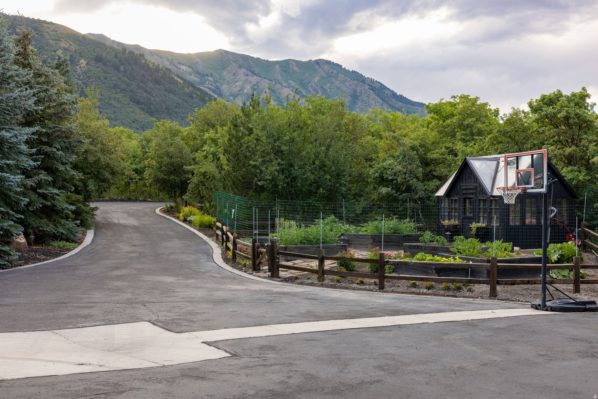 main property photo 126