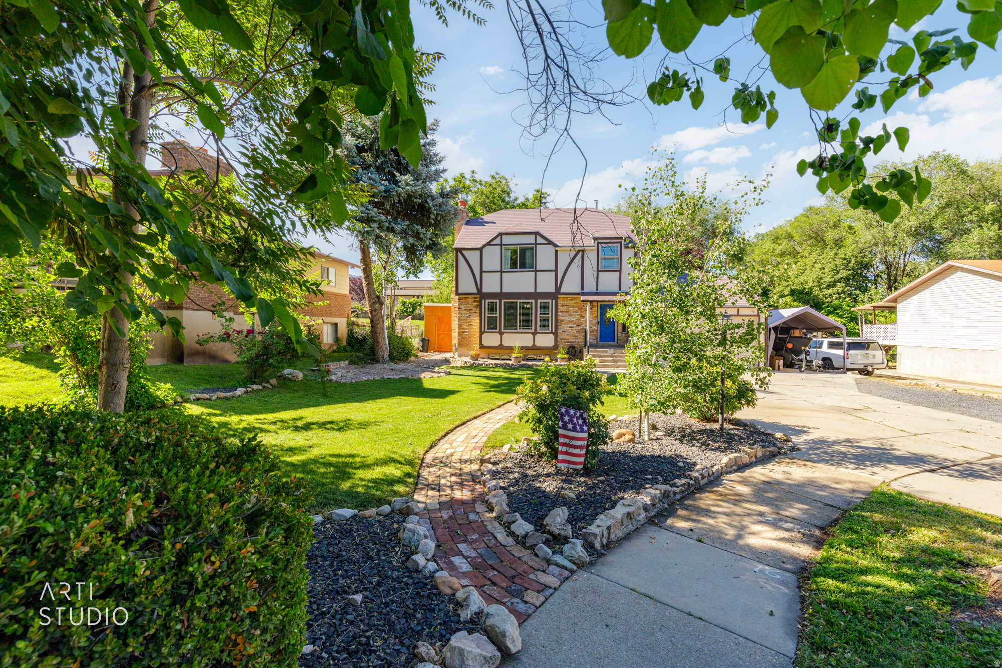 main property photo 4