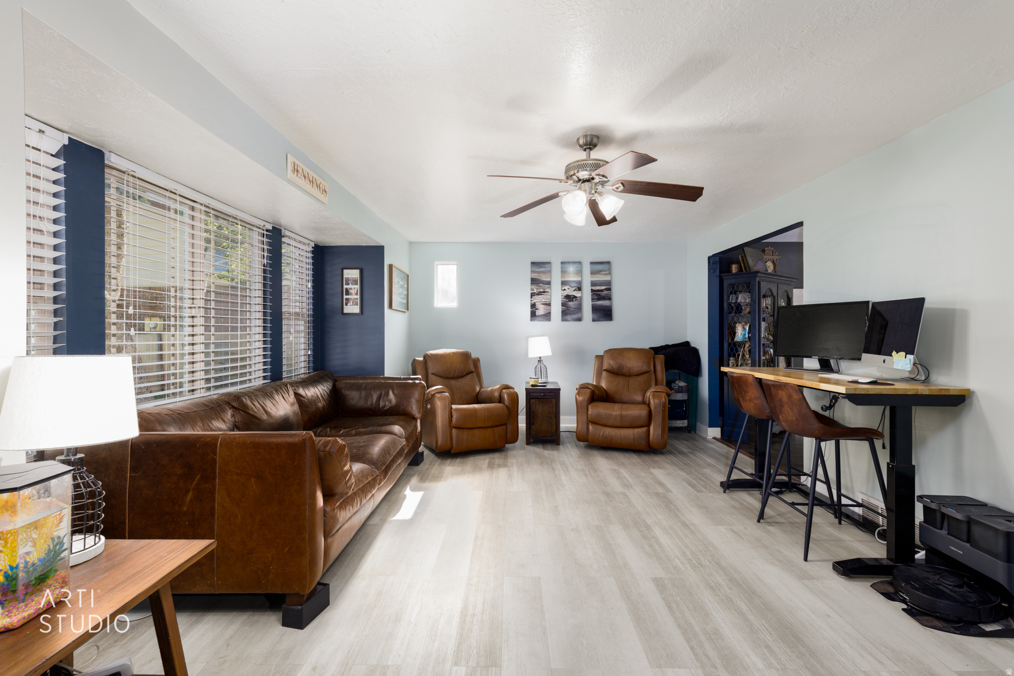 main property photo 9