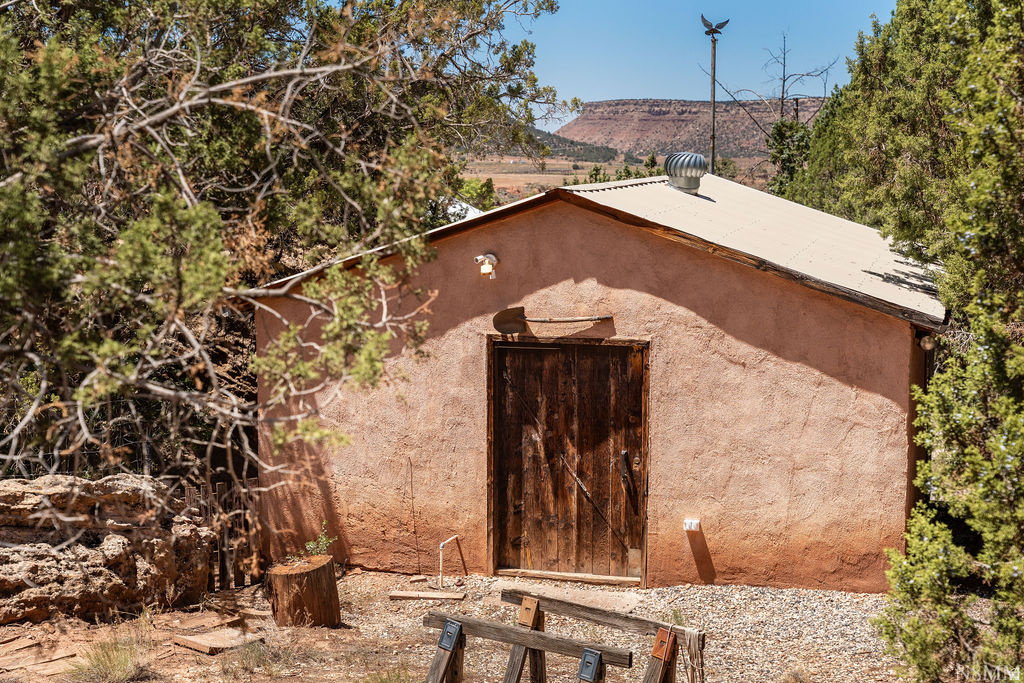 main property photo 32