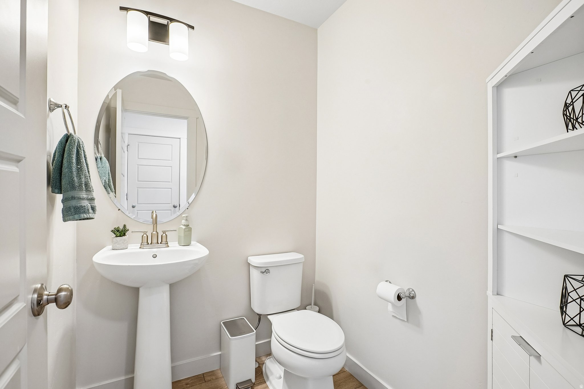 main property photo 18