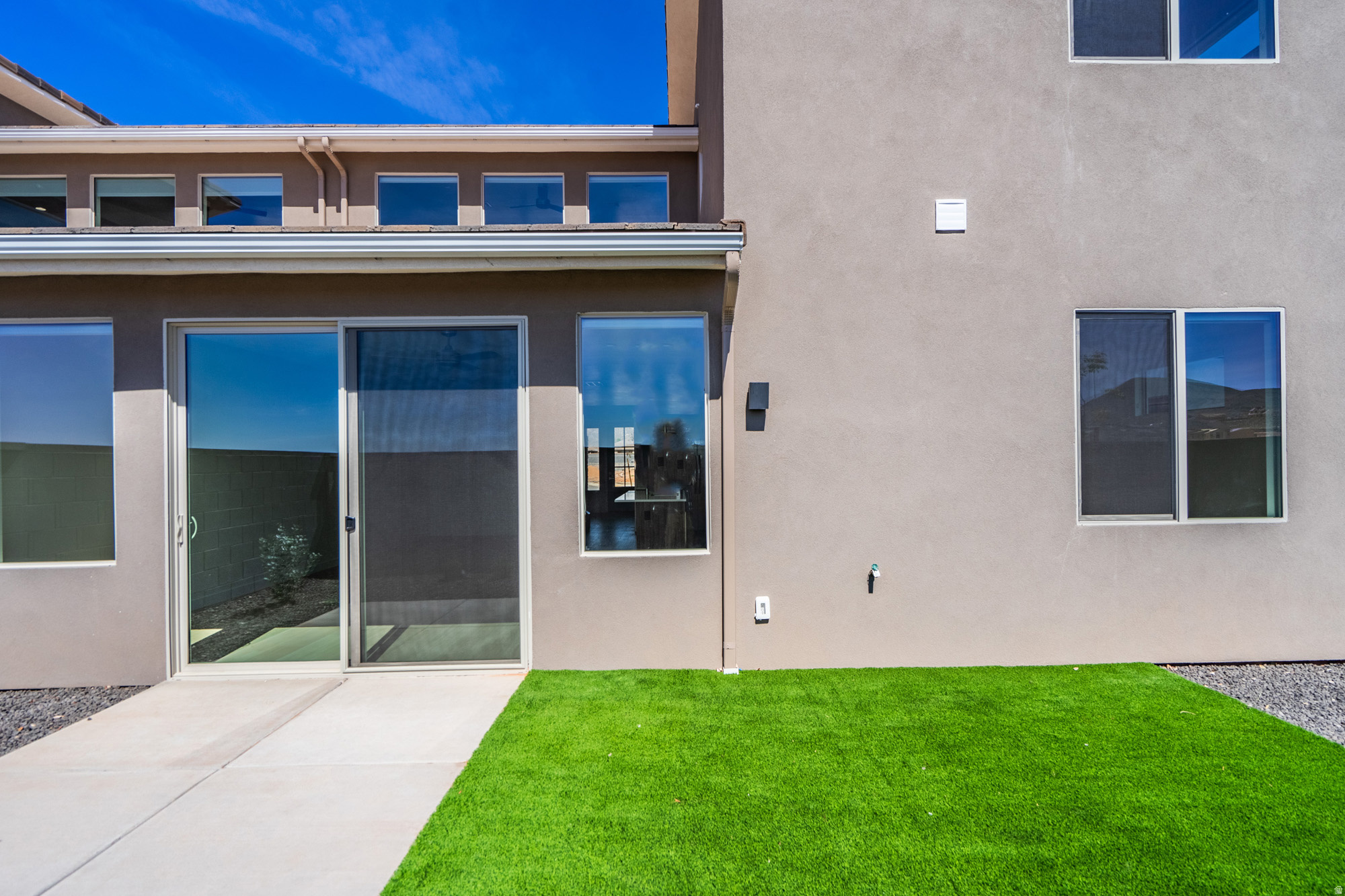main property photo 76