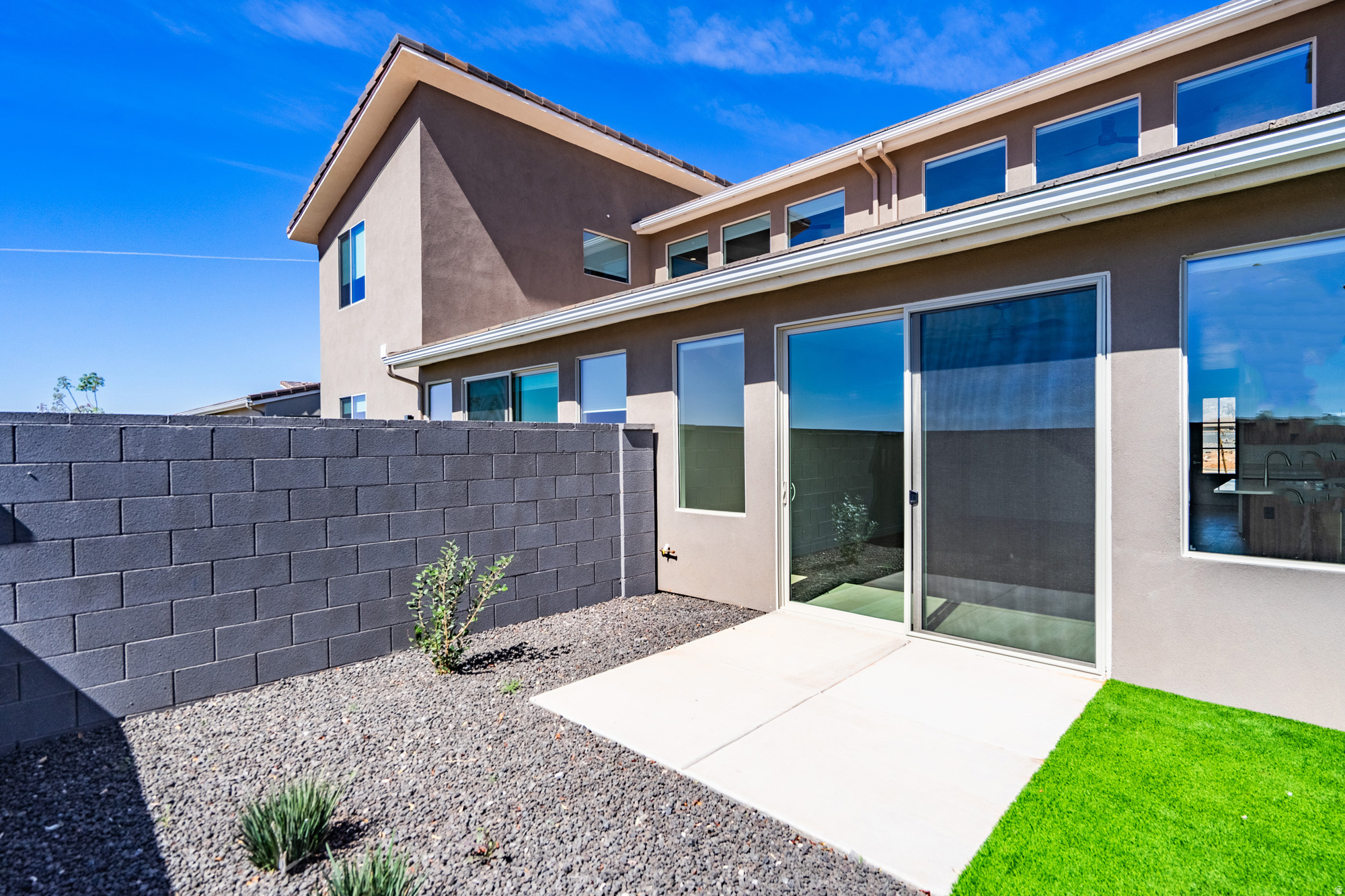 main property photo 77