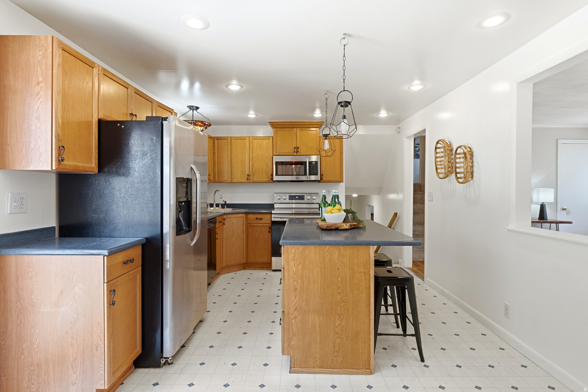 main property photo 9