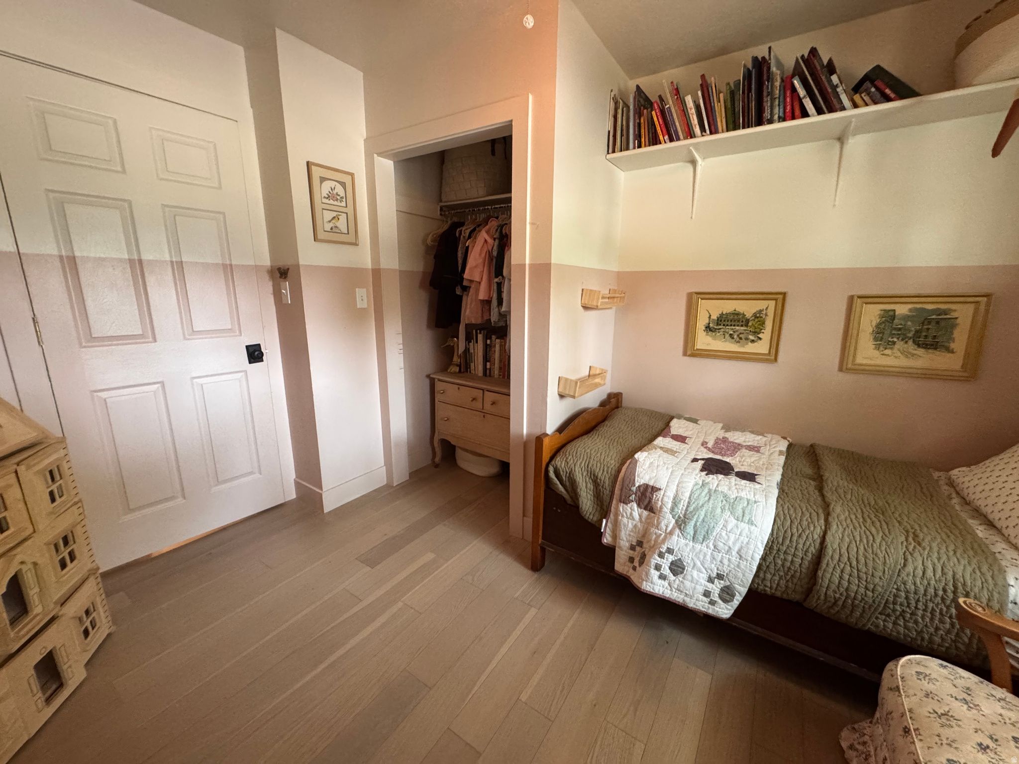 main property photo 28