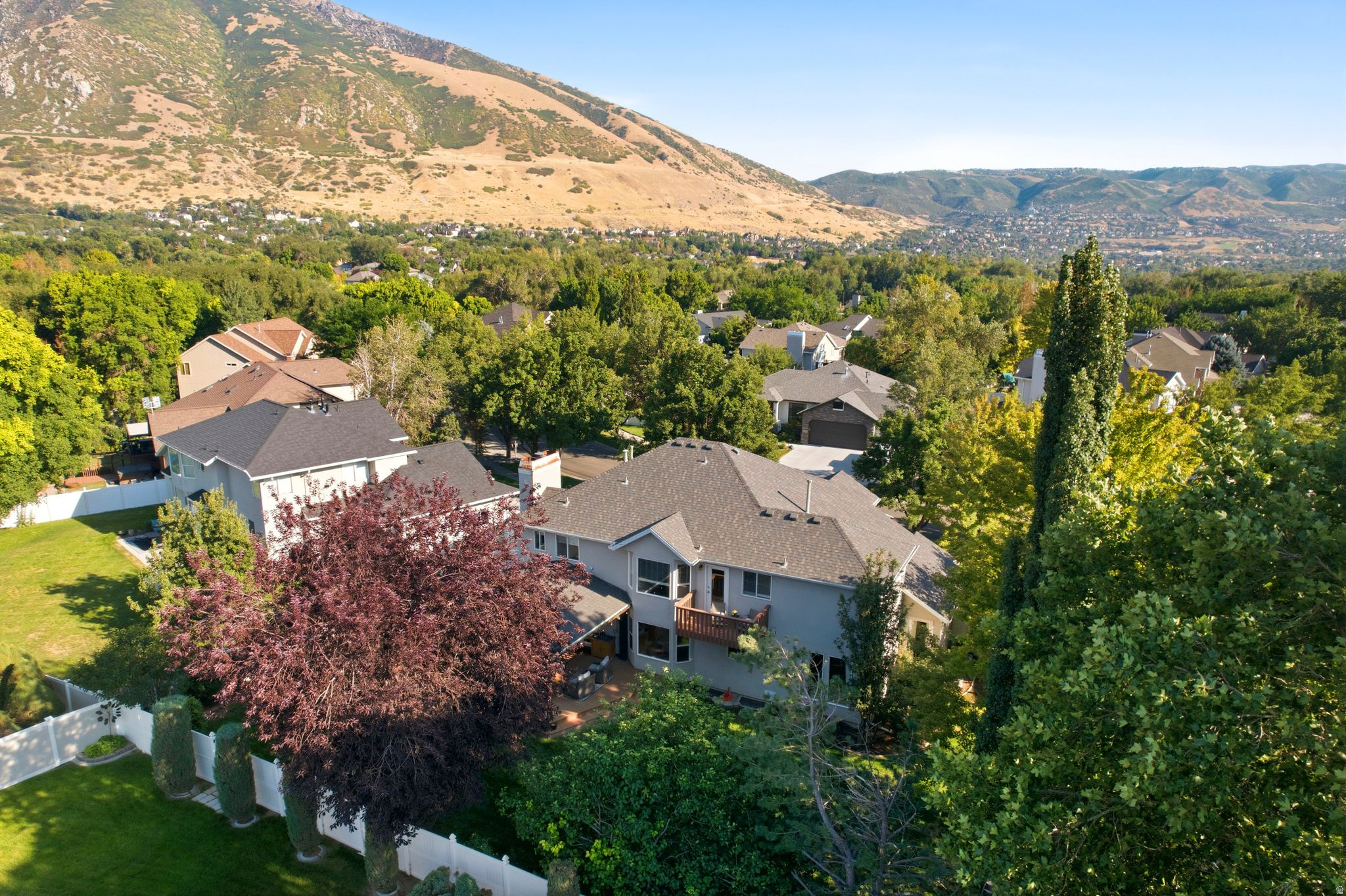main property photo 76