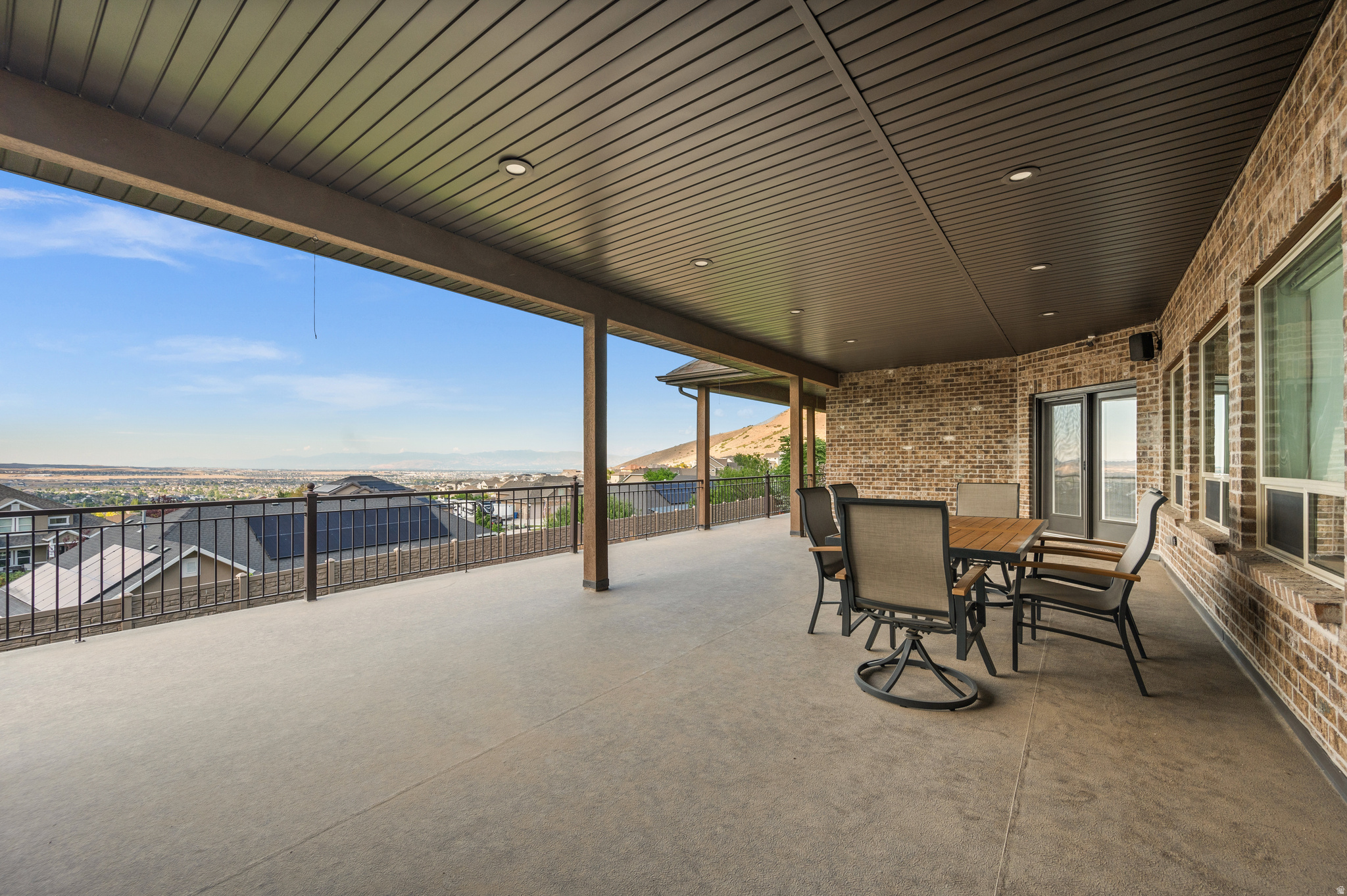 main property photo 43