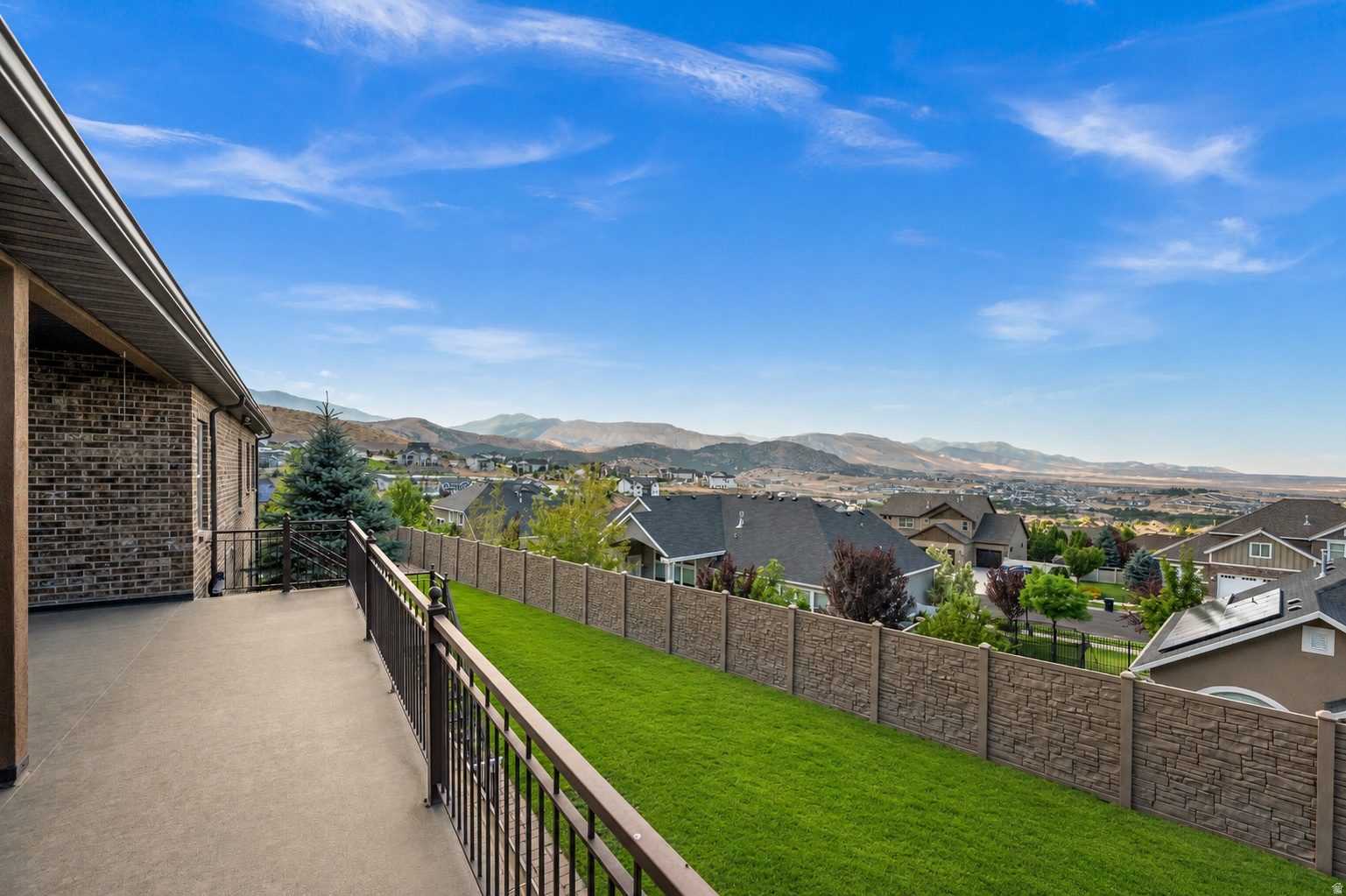 main property photo 44