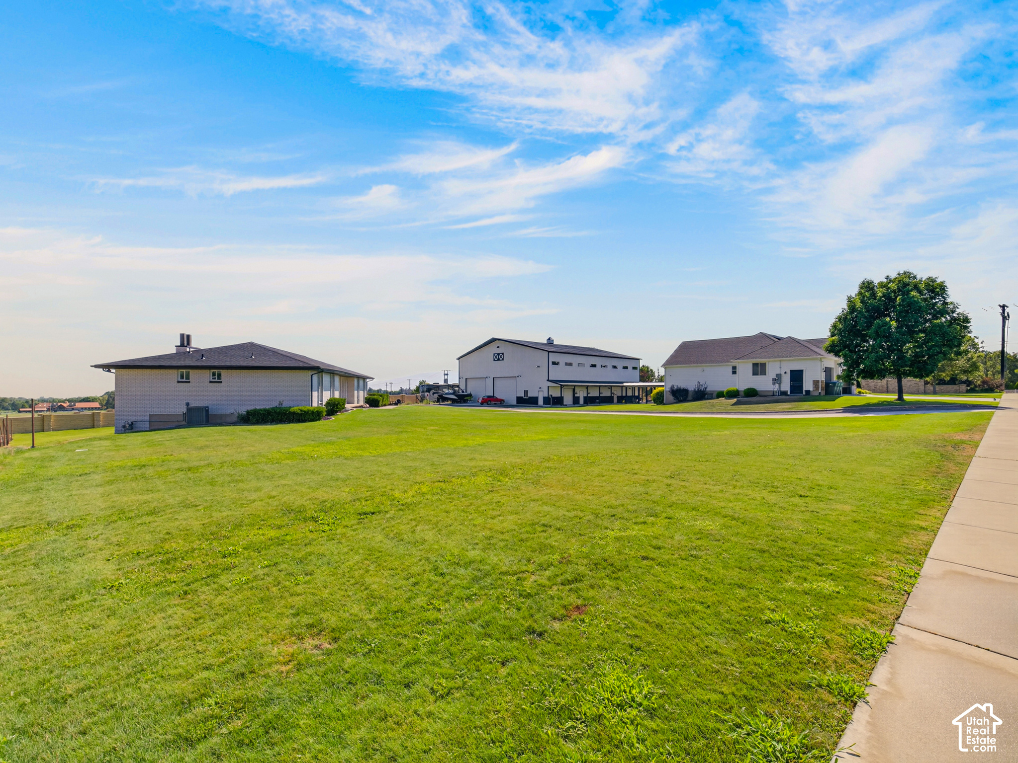 main property photo 85