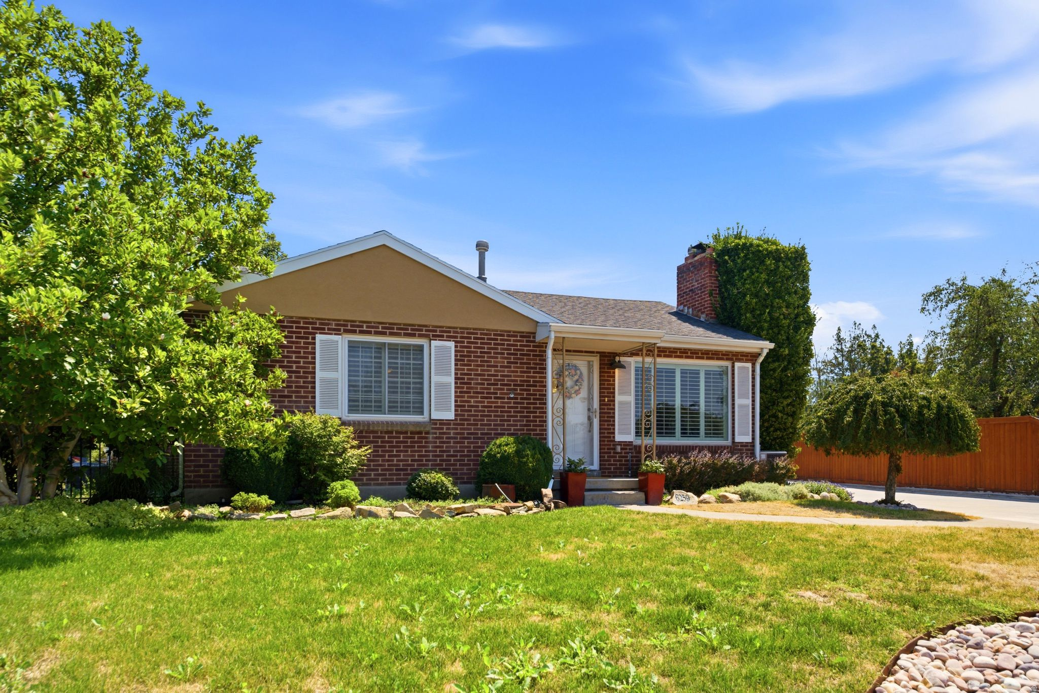 main property photo 43