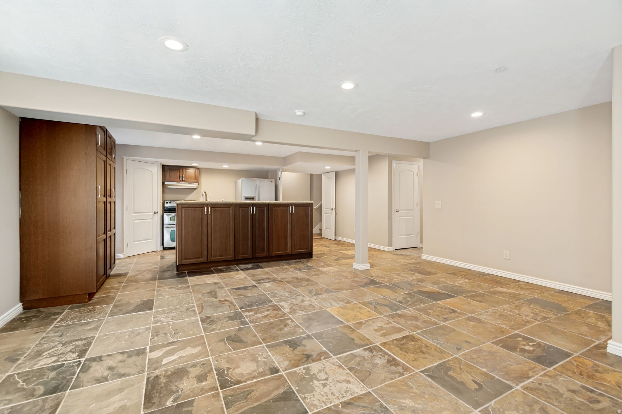 main property photo 65