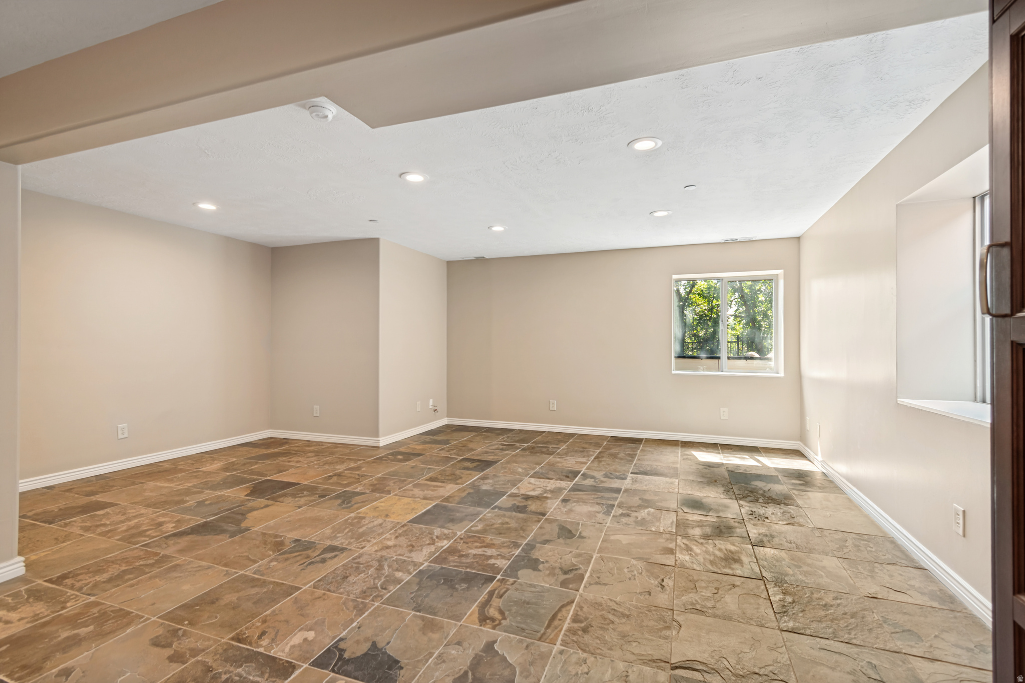 main property photo 67