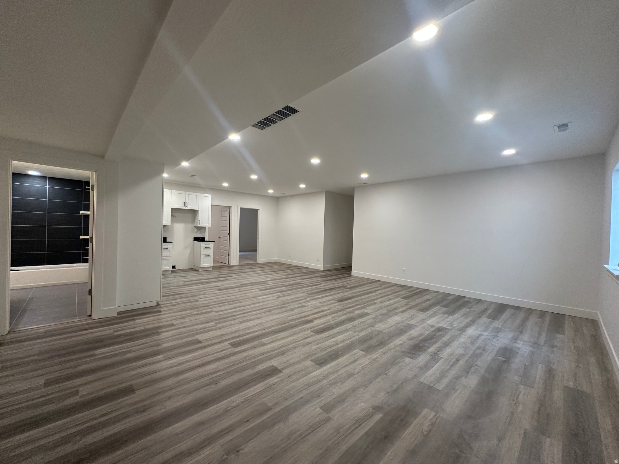 main property photo 98