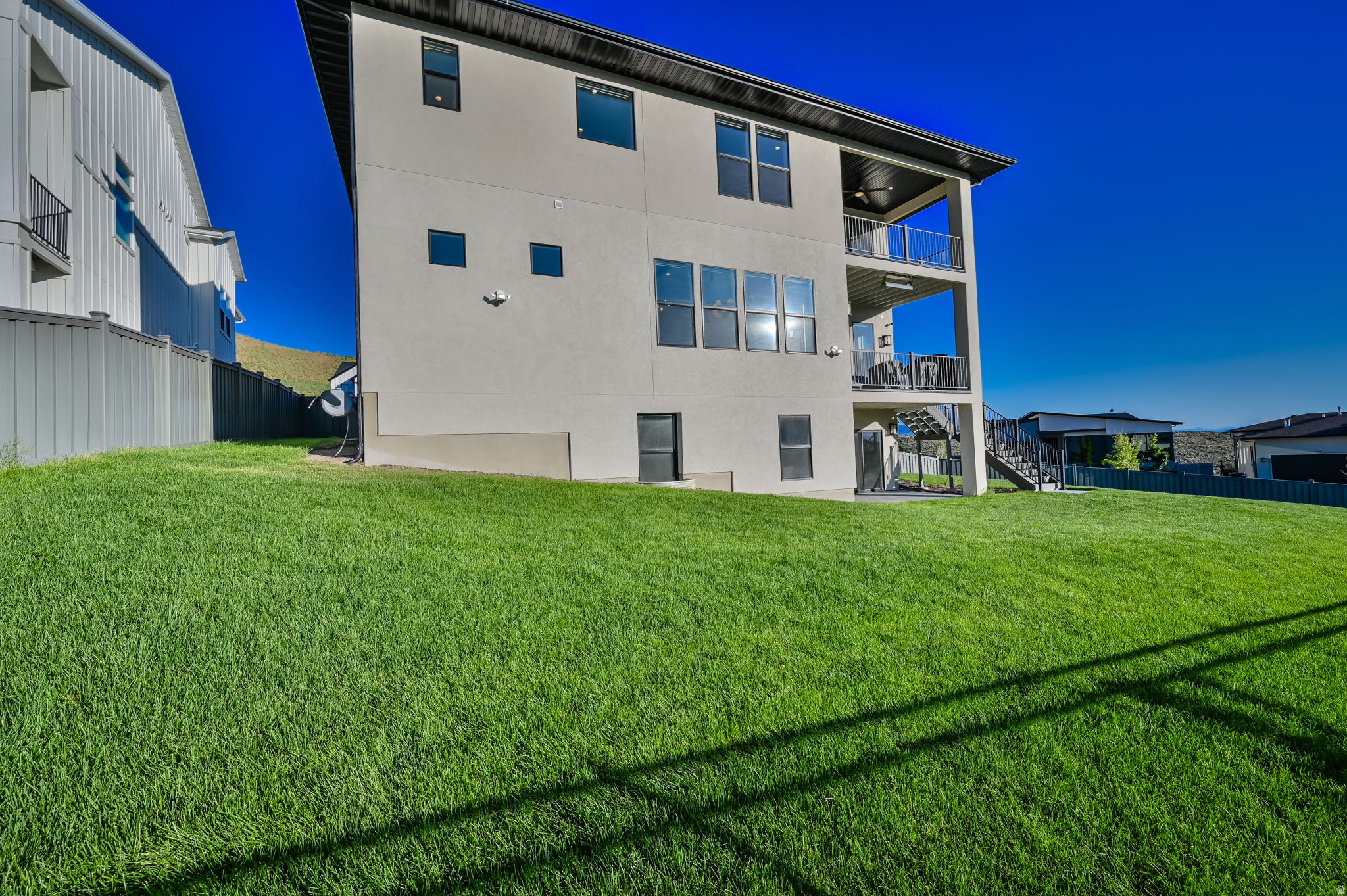 main property photo 56