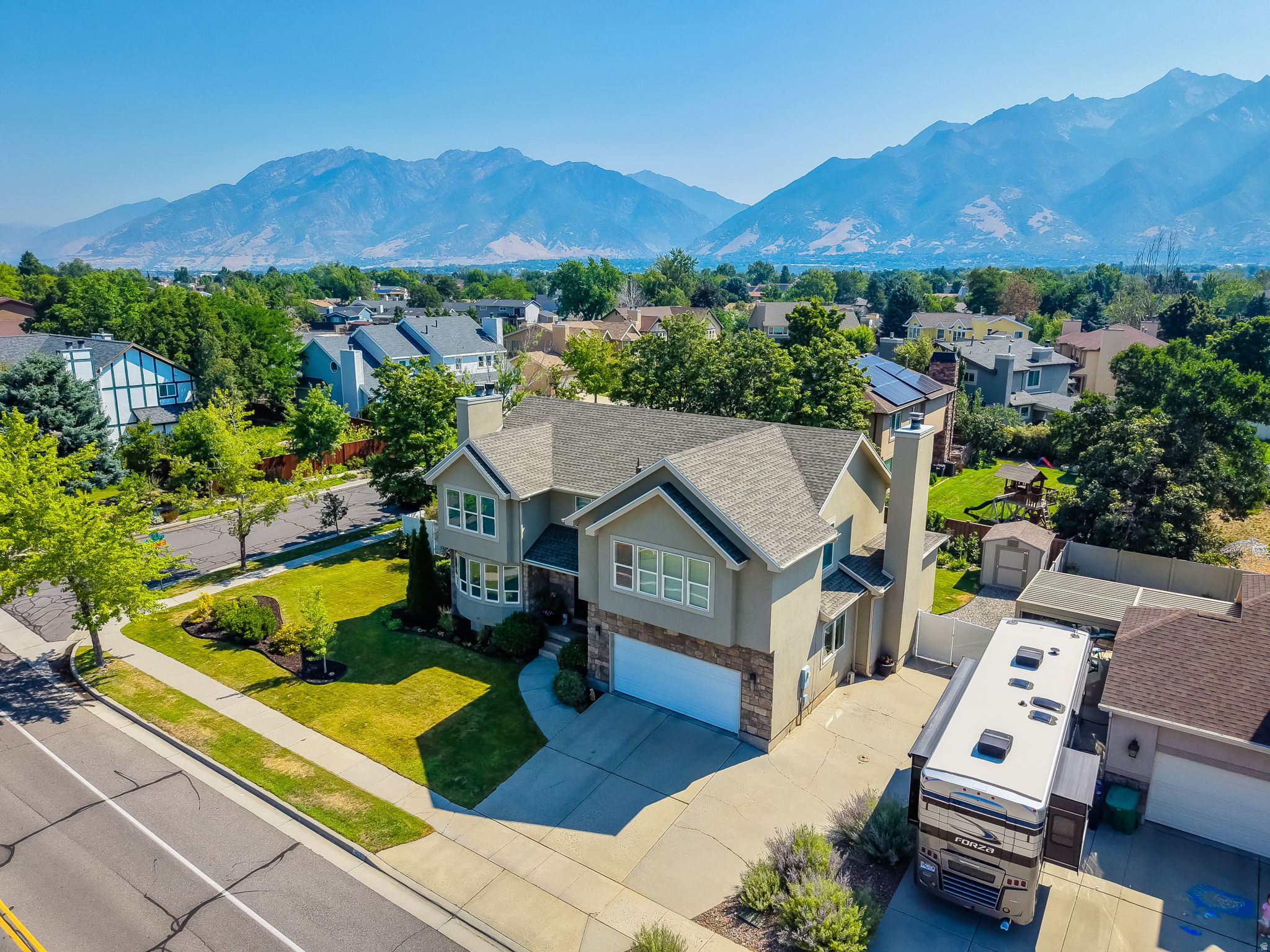 main property photo 44