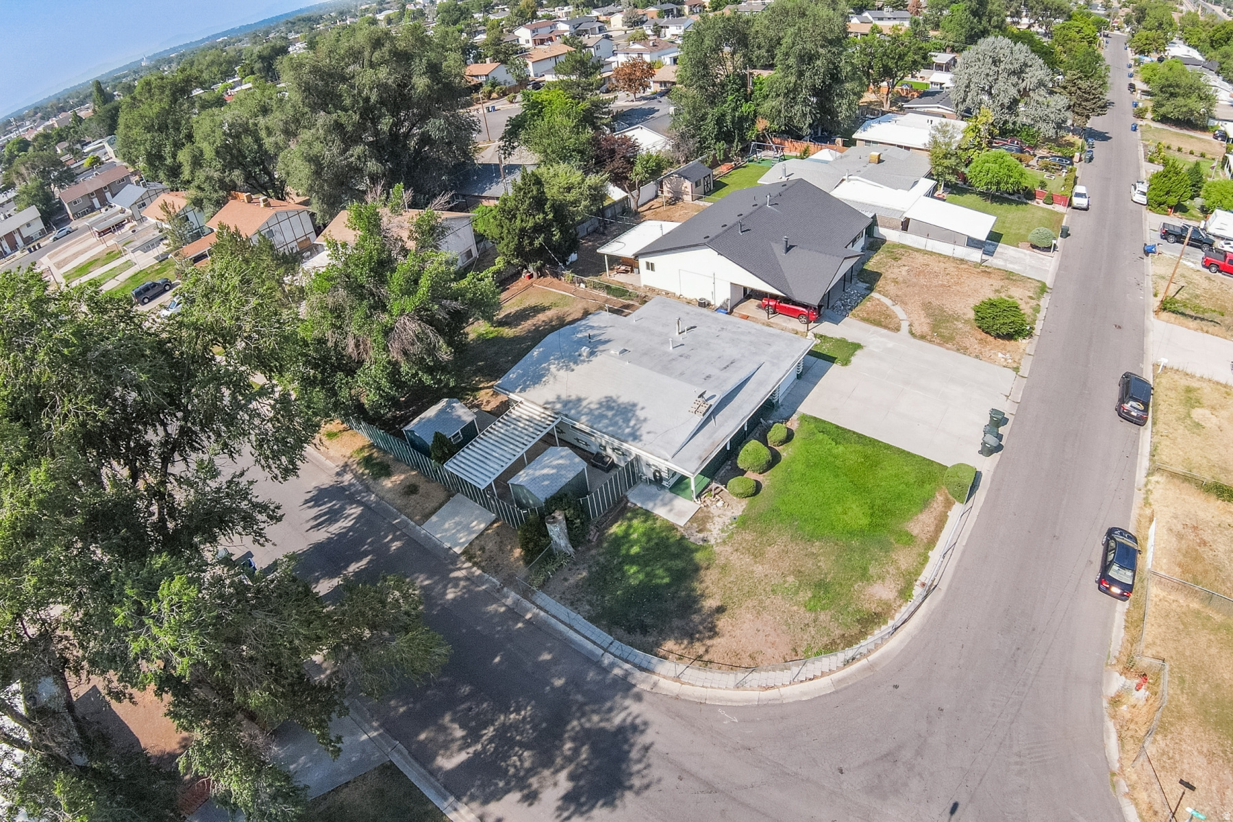 main property photo 32