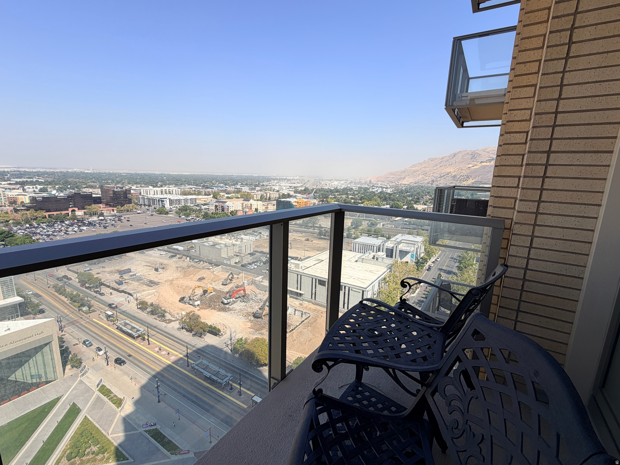 main property photo 50