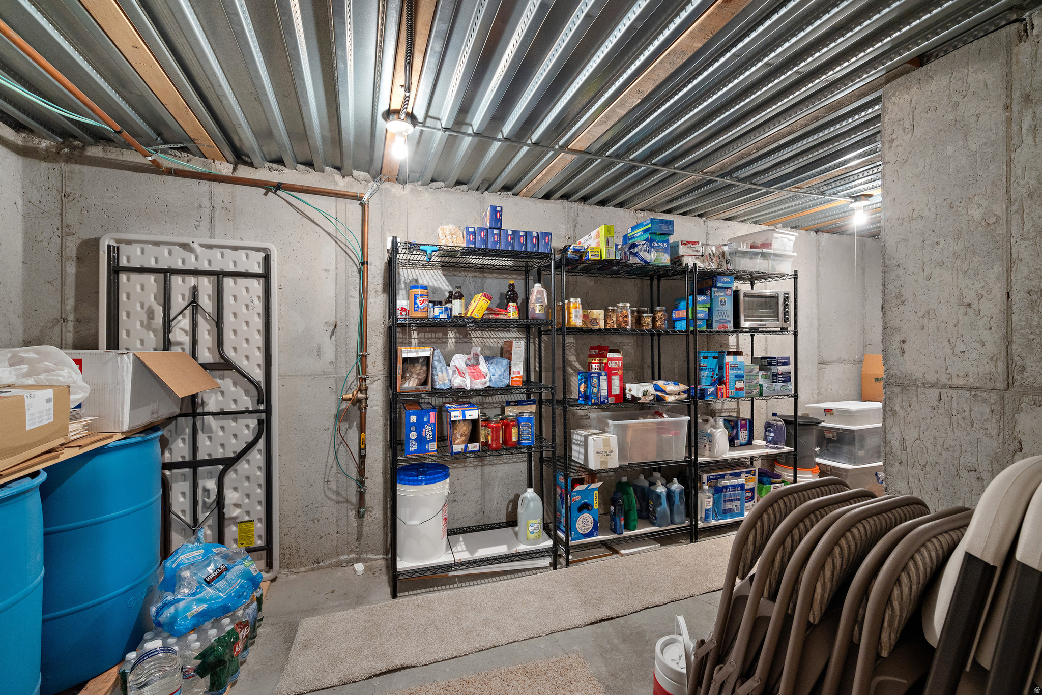 main property photo 40