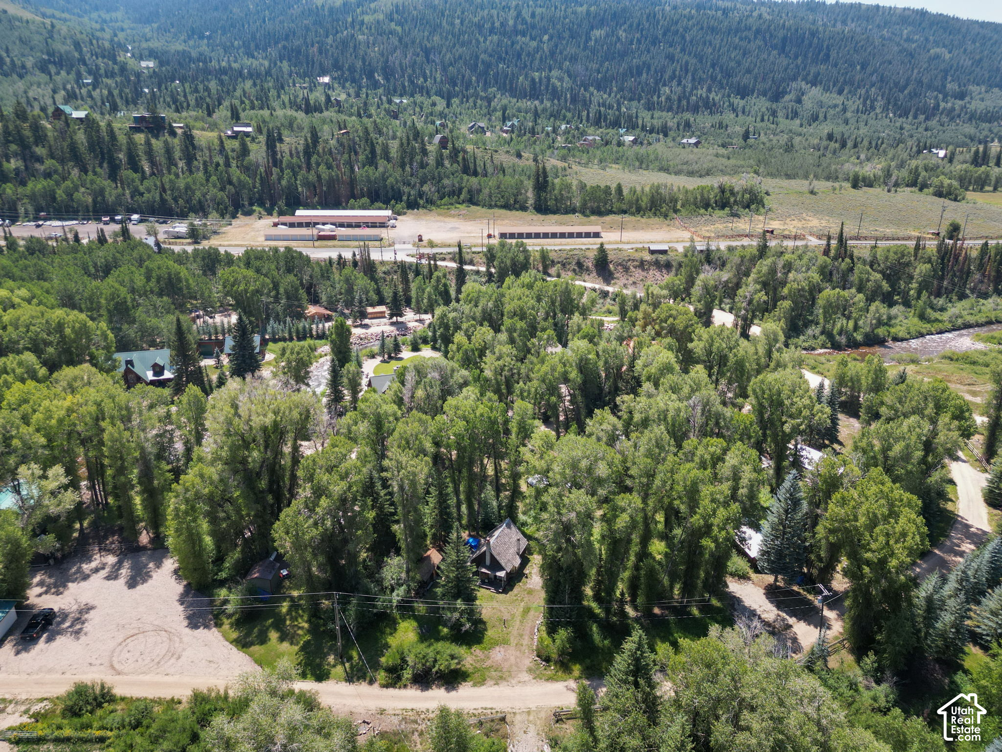 main property photo 29