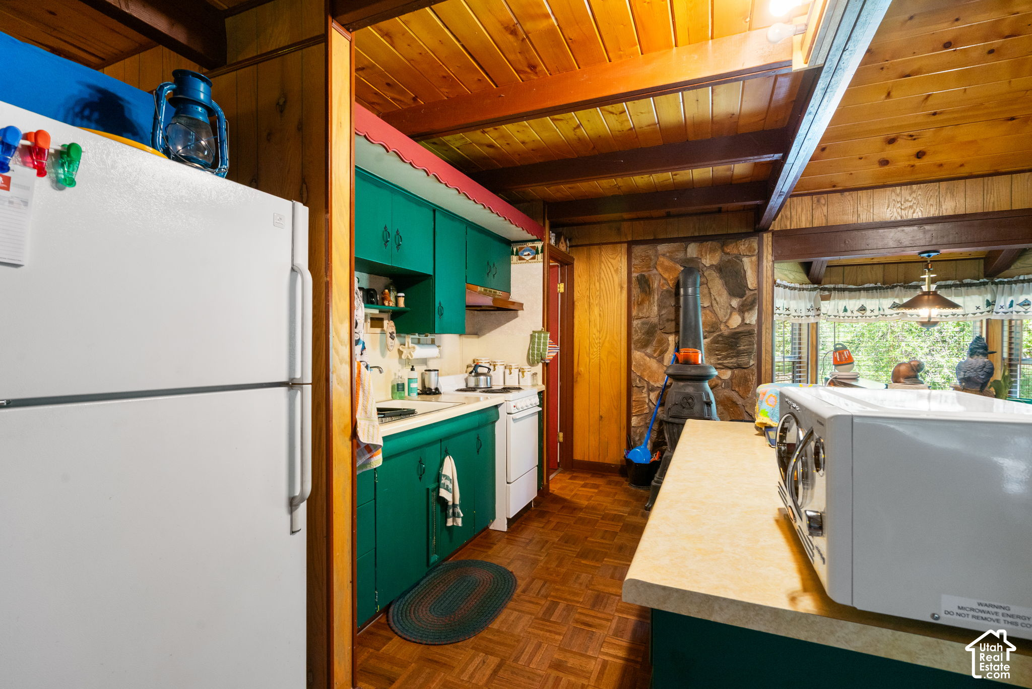 main property photo 9