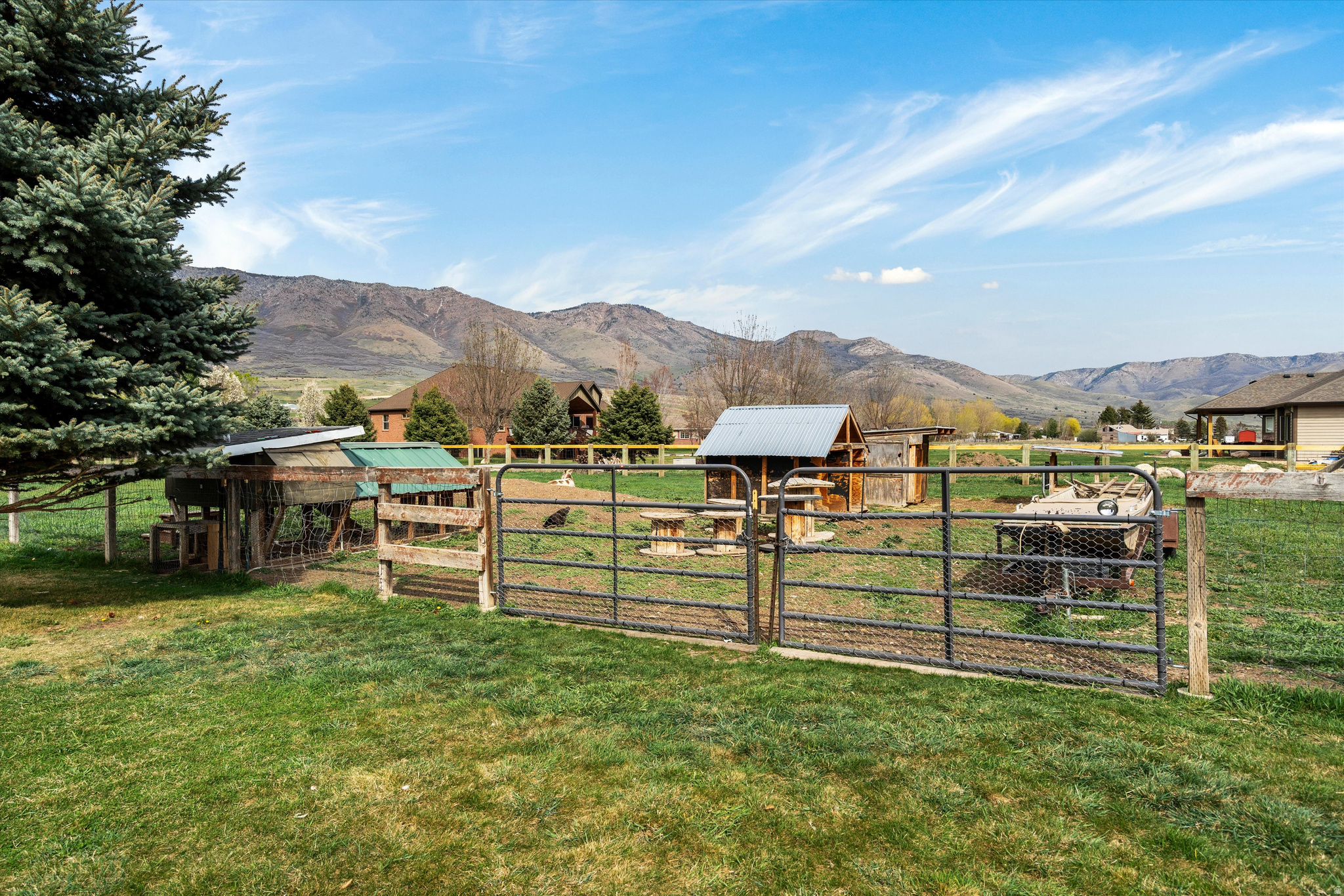 main property photo 29