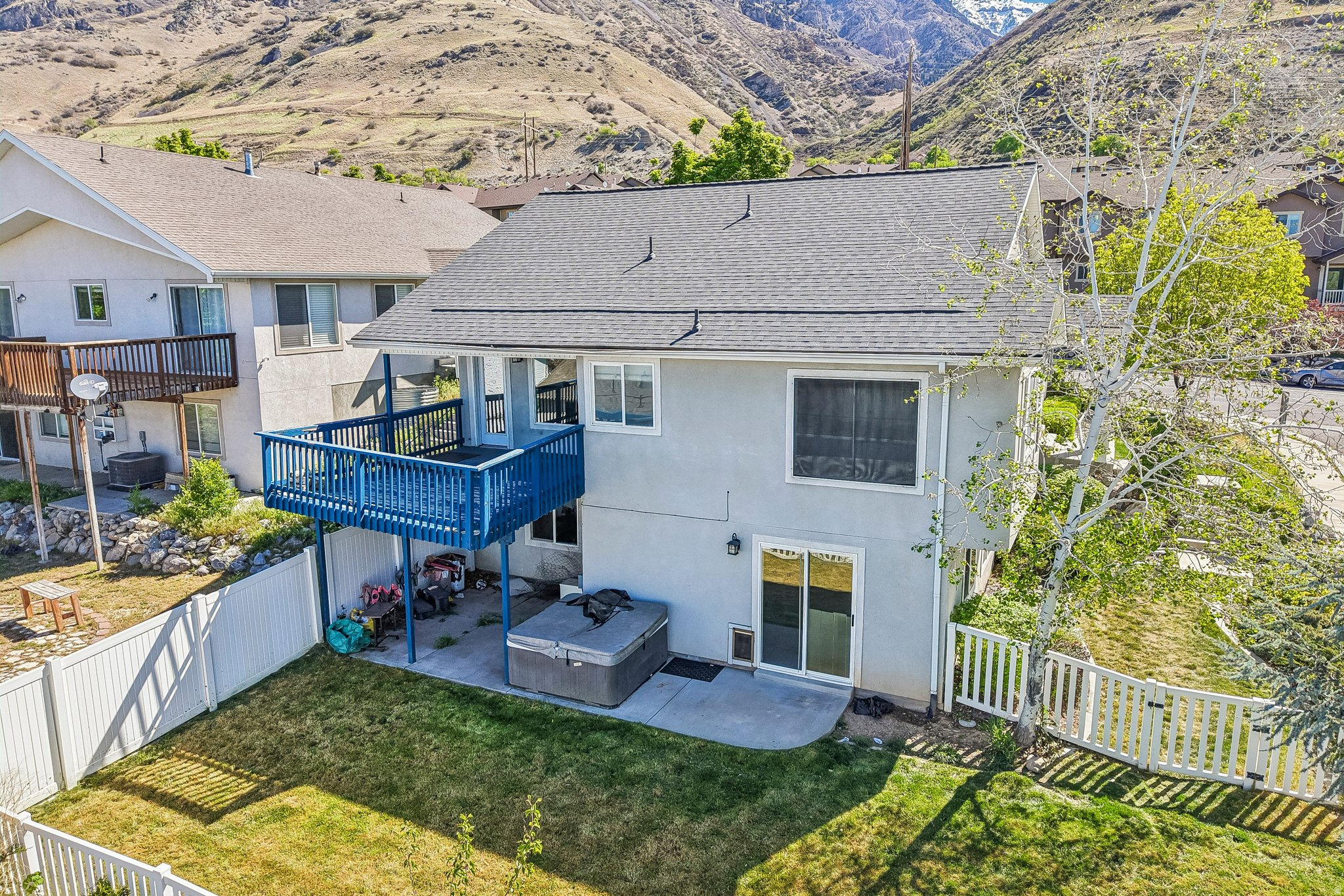 main property photo 17