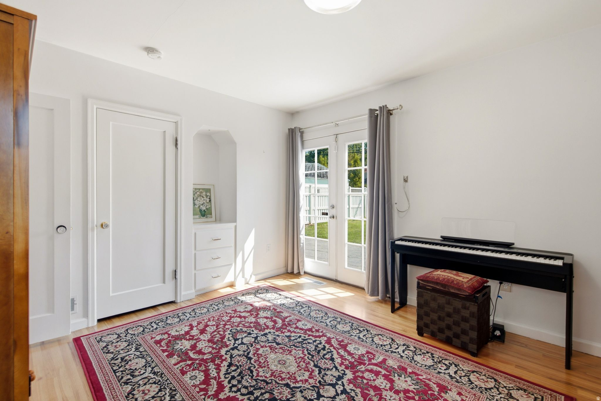 main property photo 17