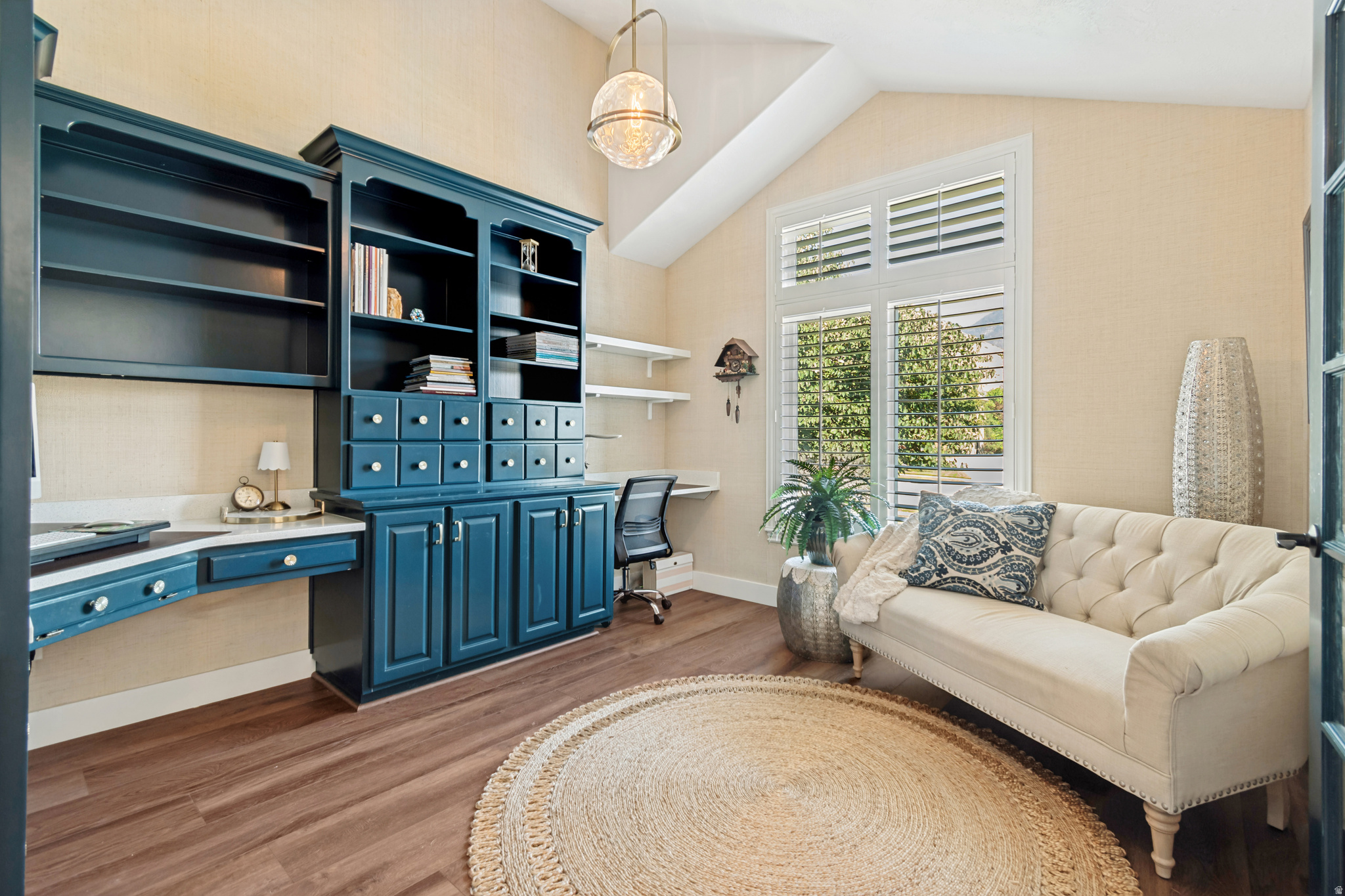 main property photo 20