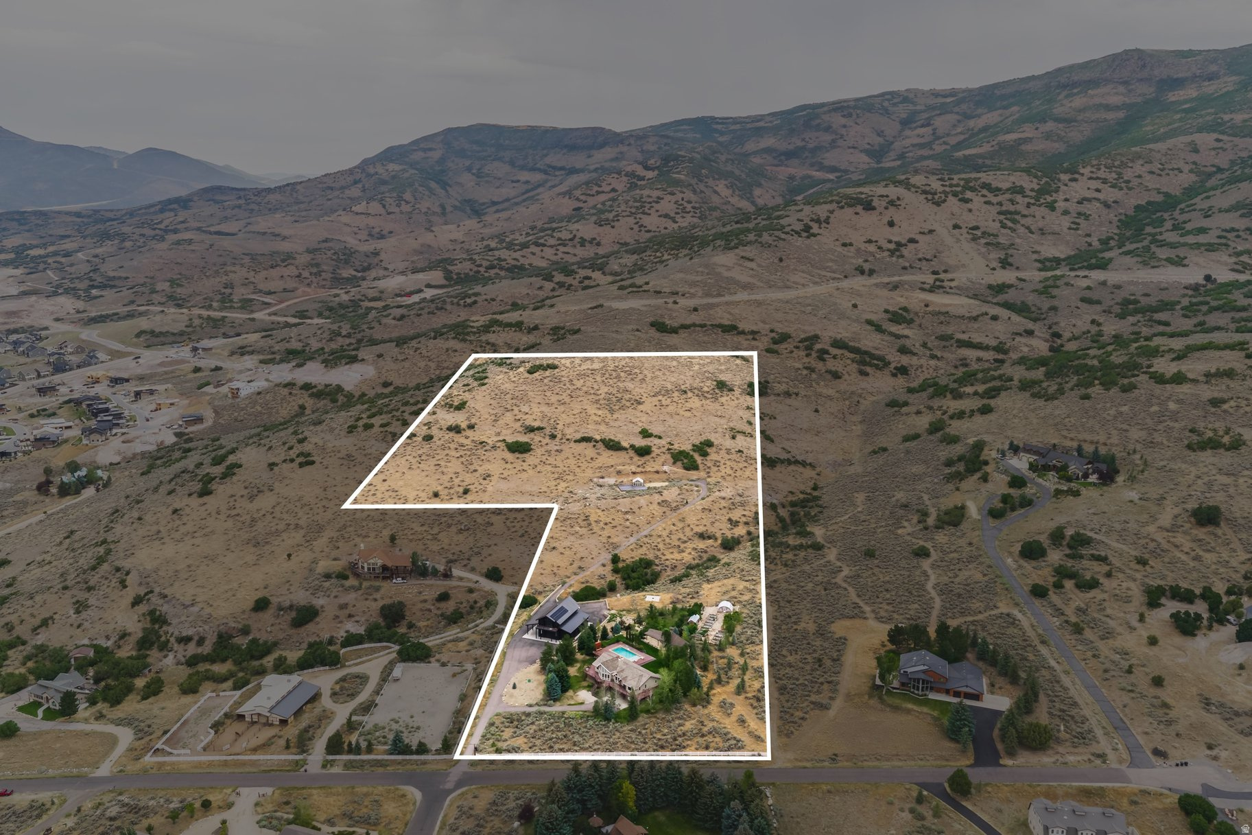 main property photo 2