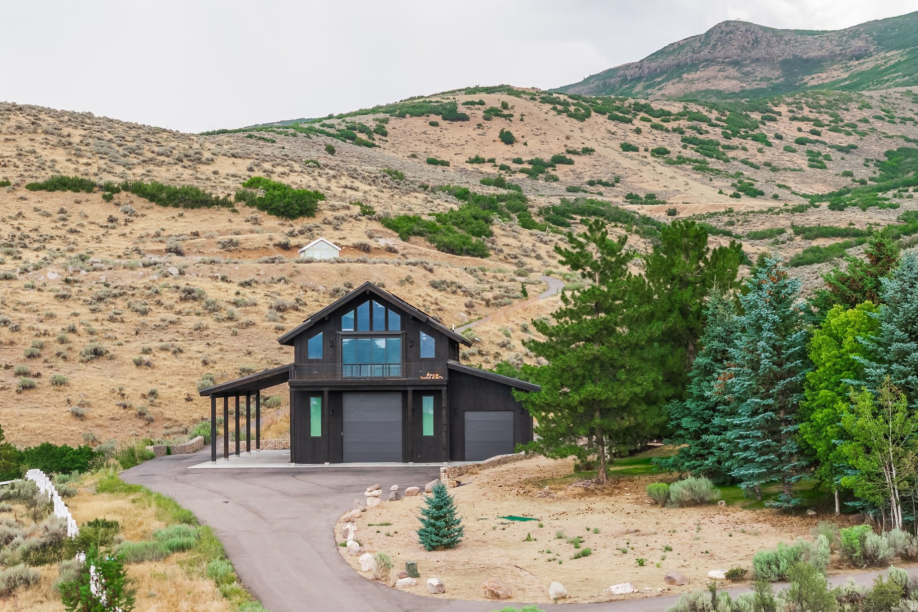 main property photo 98