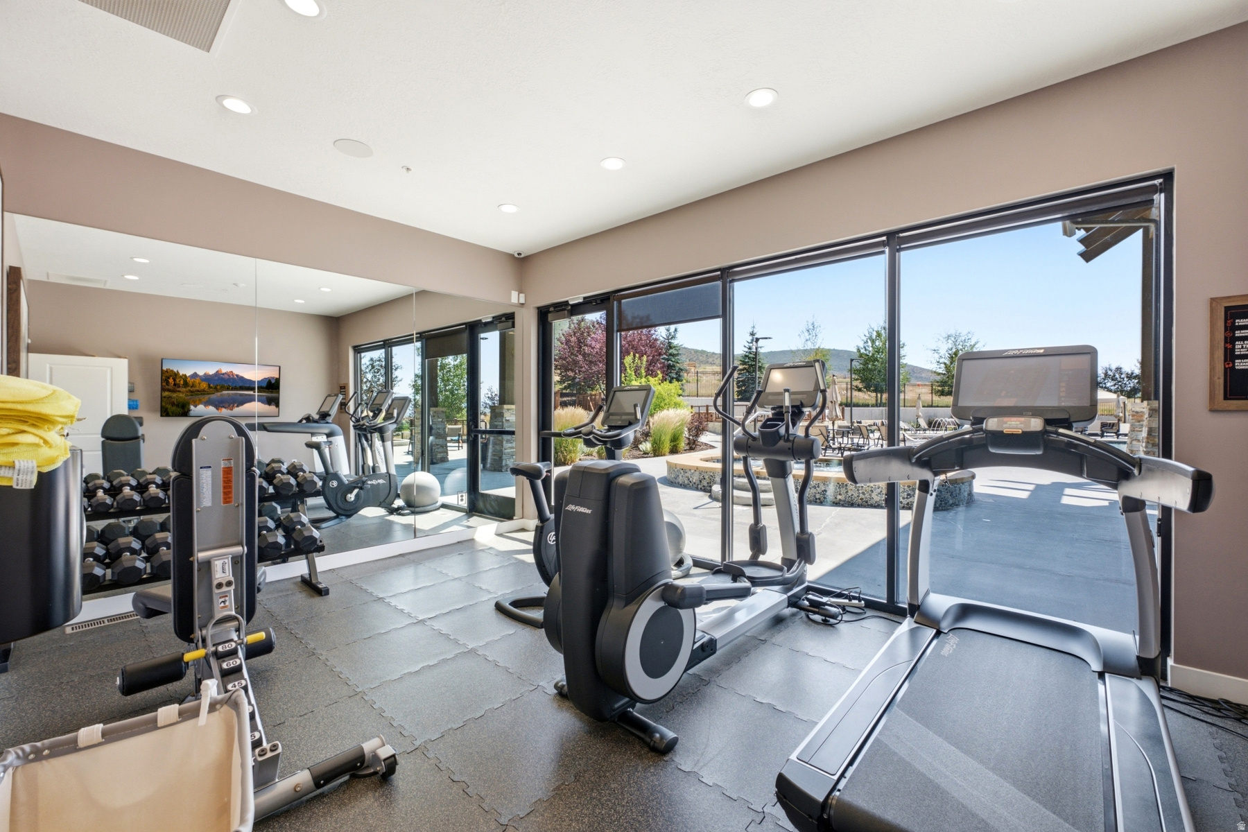 main property photo 60