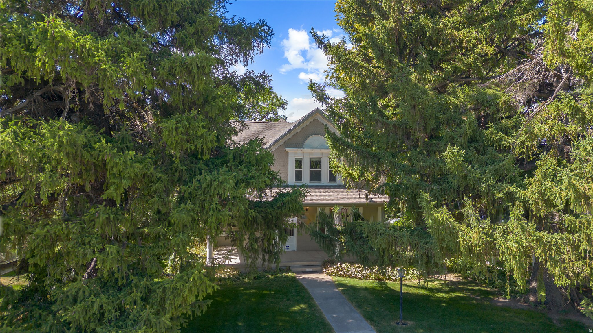 main property photo 38