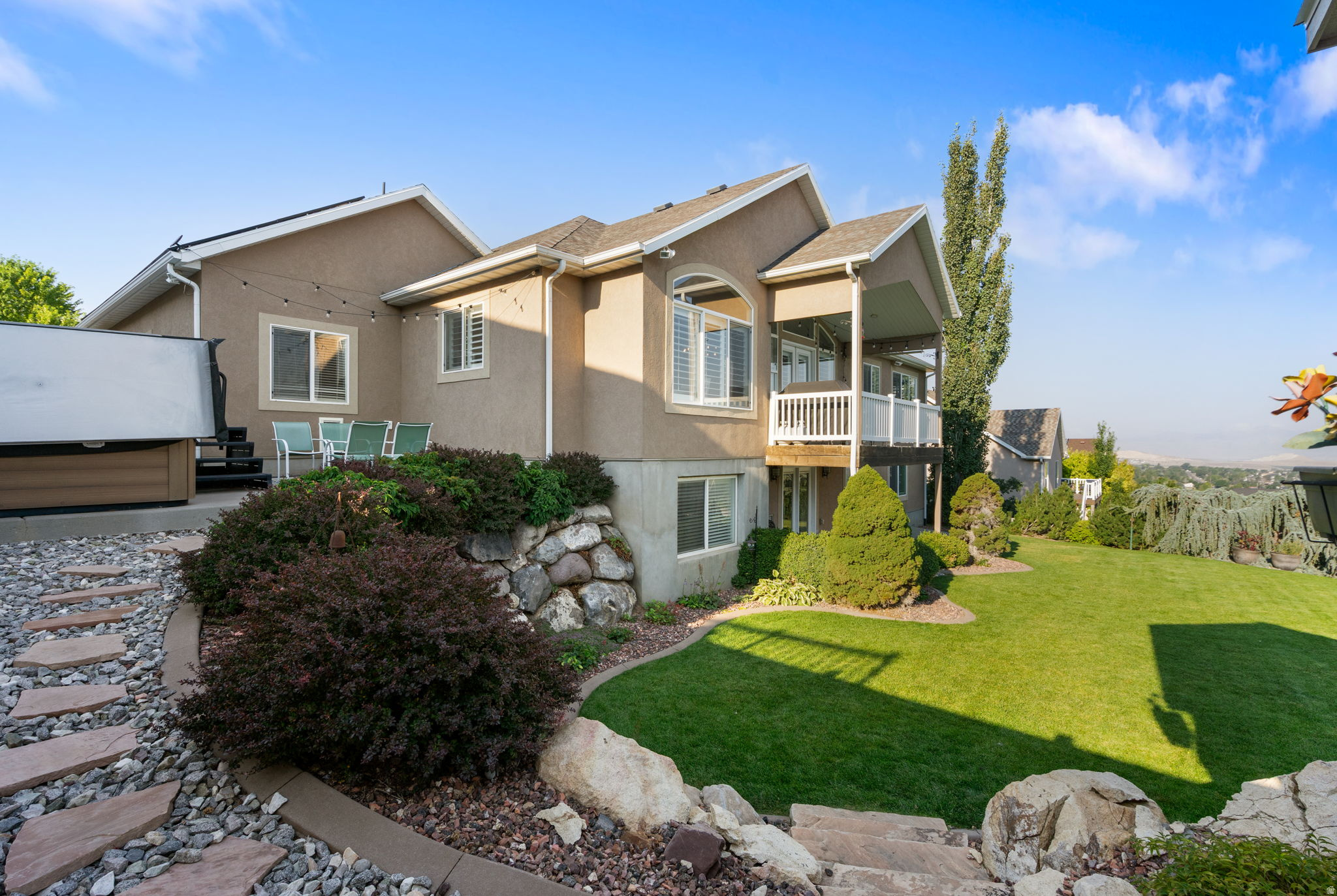 main property photo 50