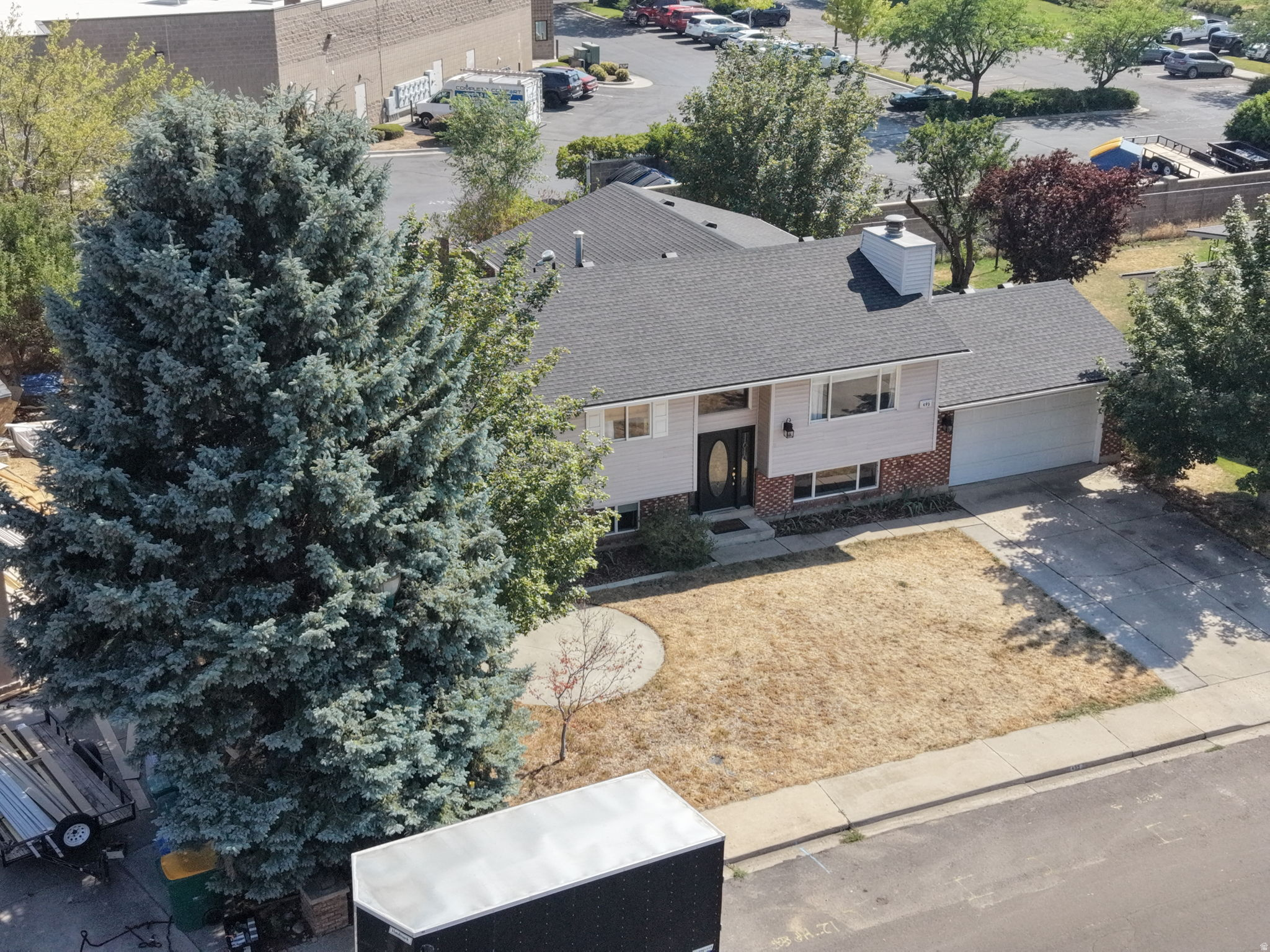 main property photo 40